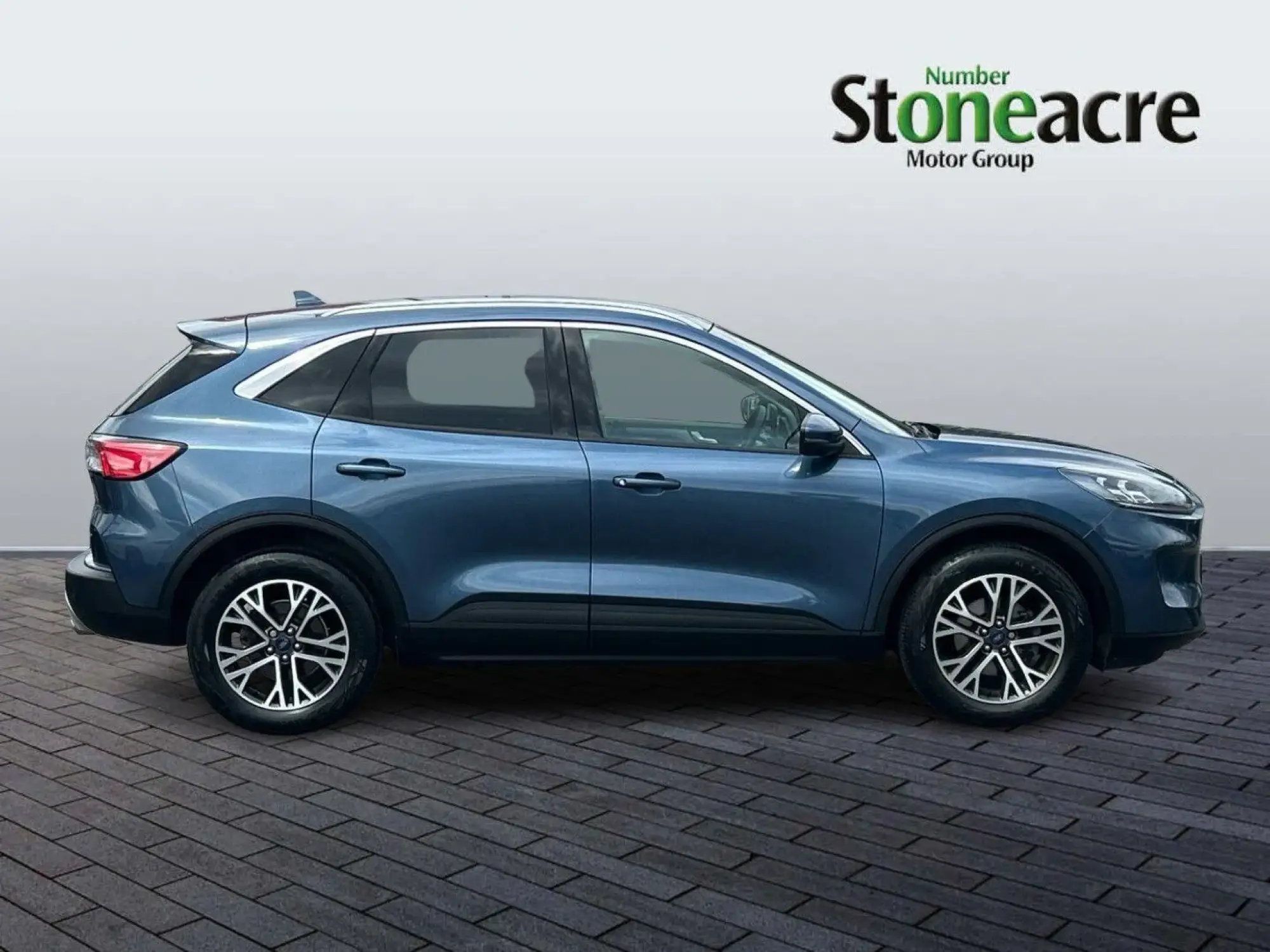 Ford Kuga Image 2