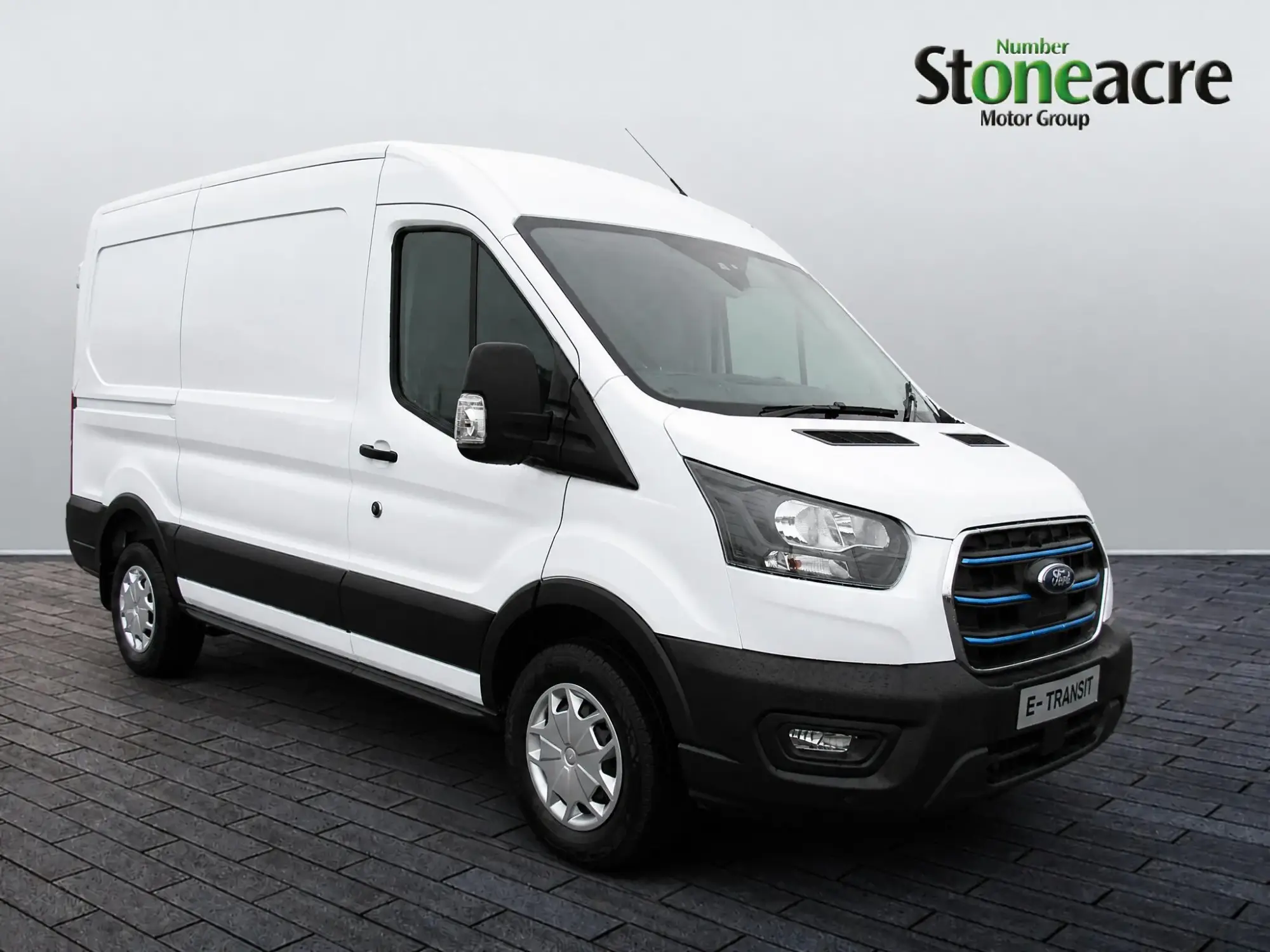 Ford E-Transit 350 68kWh Leader Auto RWD L2 H2 5dr YB26UCS Image 1