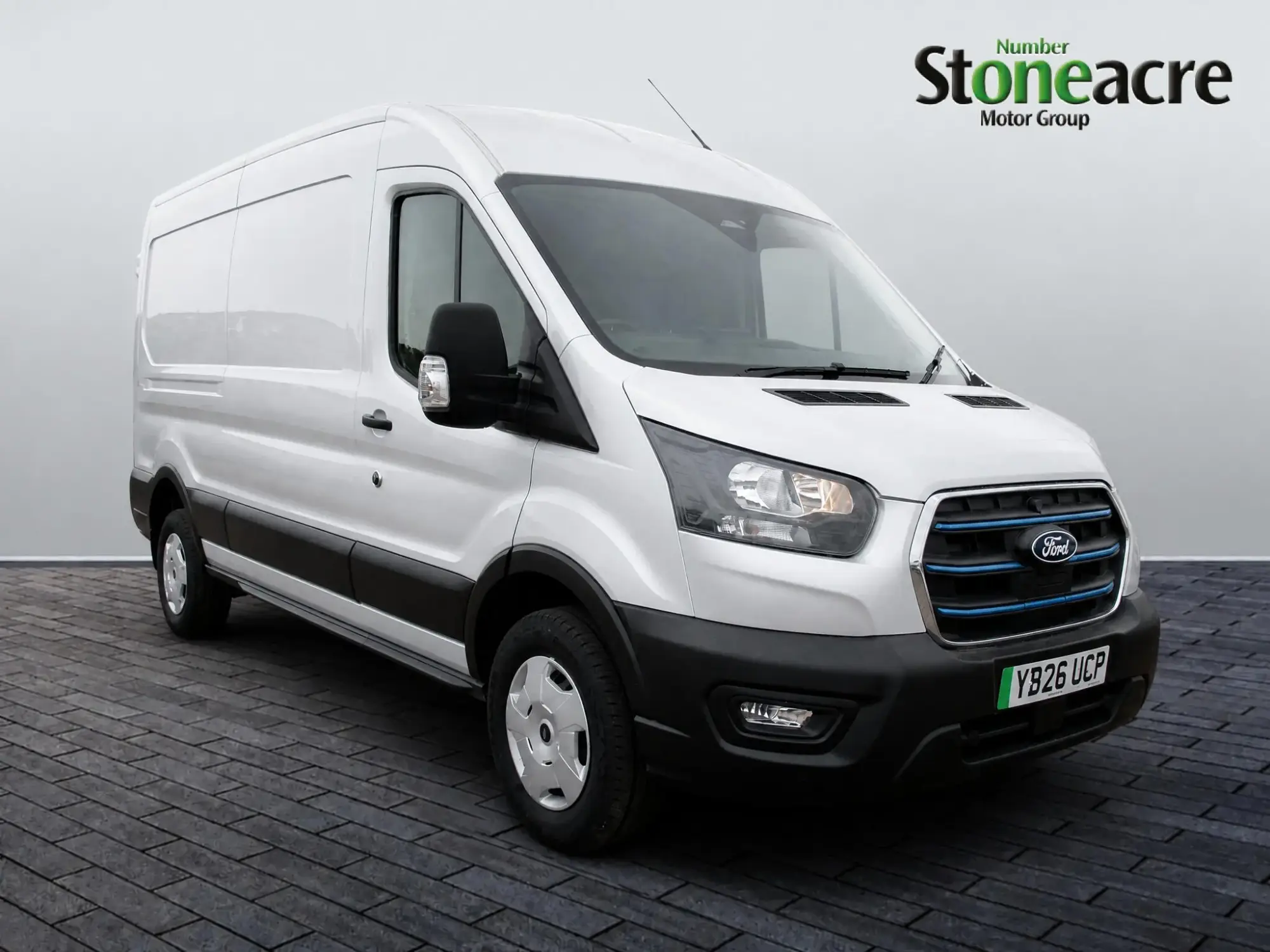 Ford E-Transit 350 68kWh Trend Auto RWD L3 Medium Roof 5dr YB26UCP Image 1