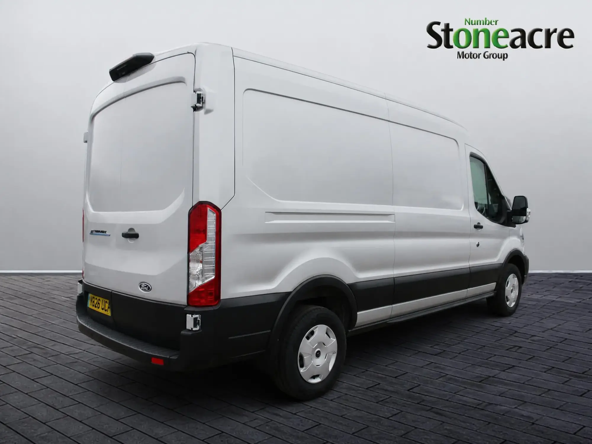 Ford E-Transit 350 68kWh Trend Auto RWD L3 Medium Roof 5dr YB26UCP Image 3
