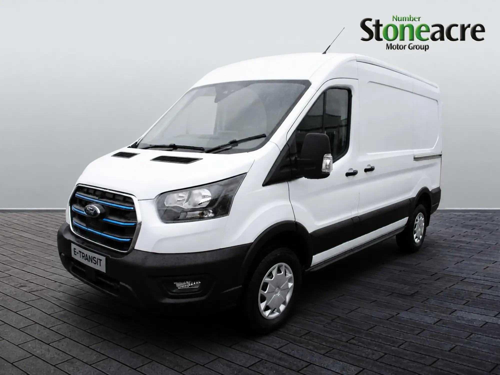 Ford E-Transit Image 7