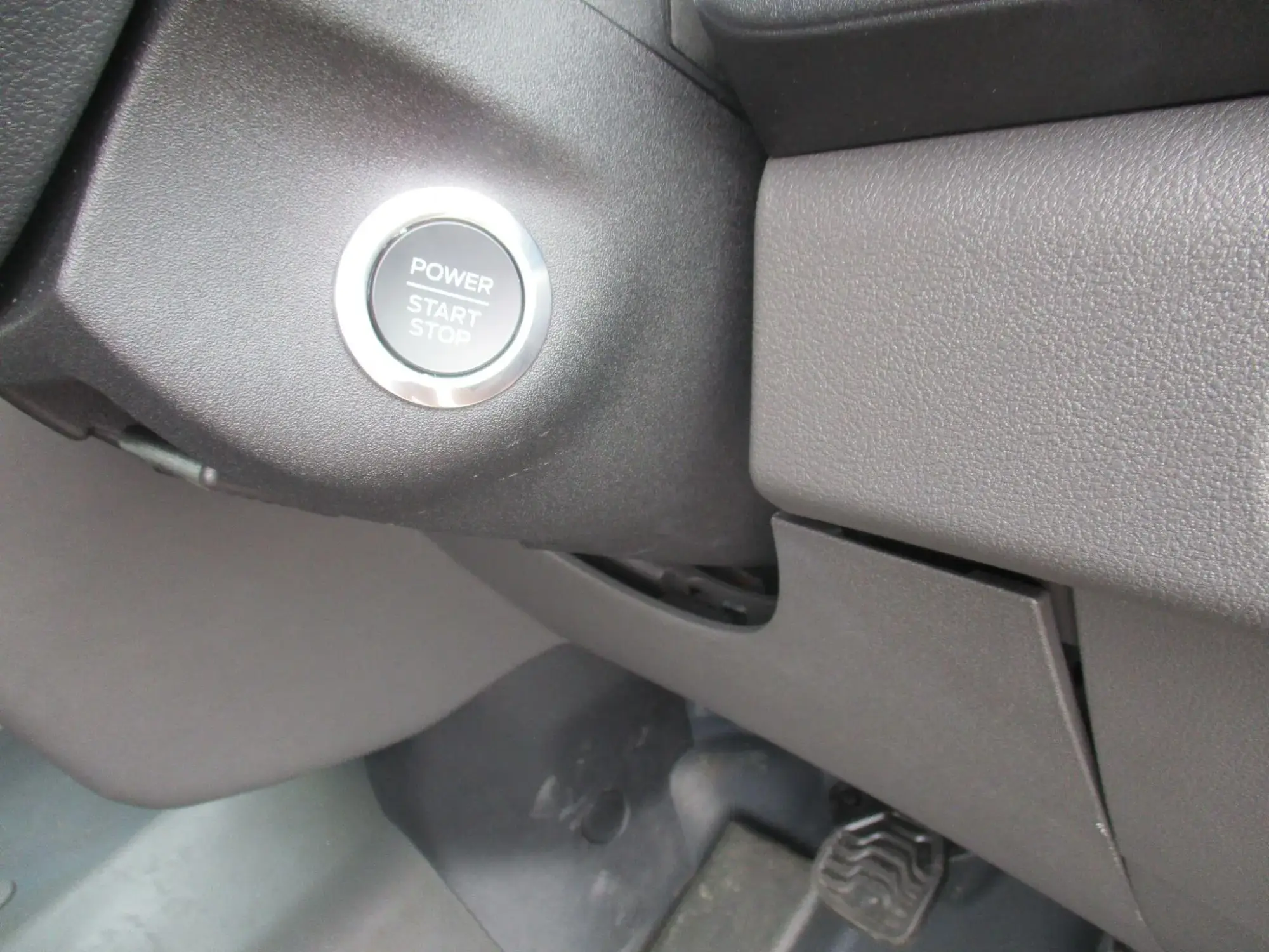 Ford E-Transit Image 14