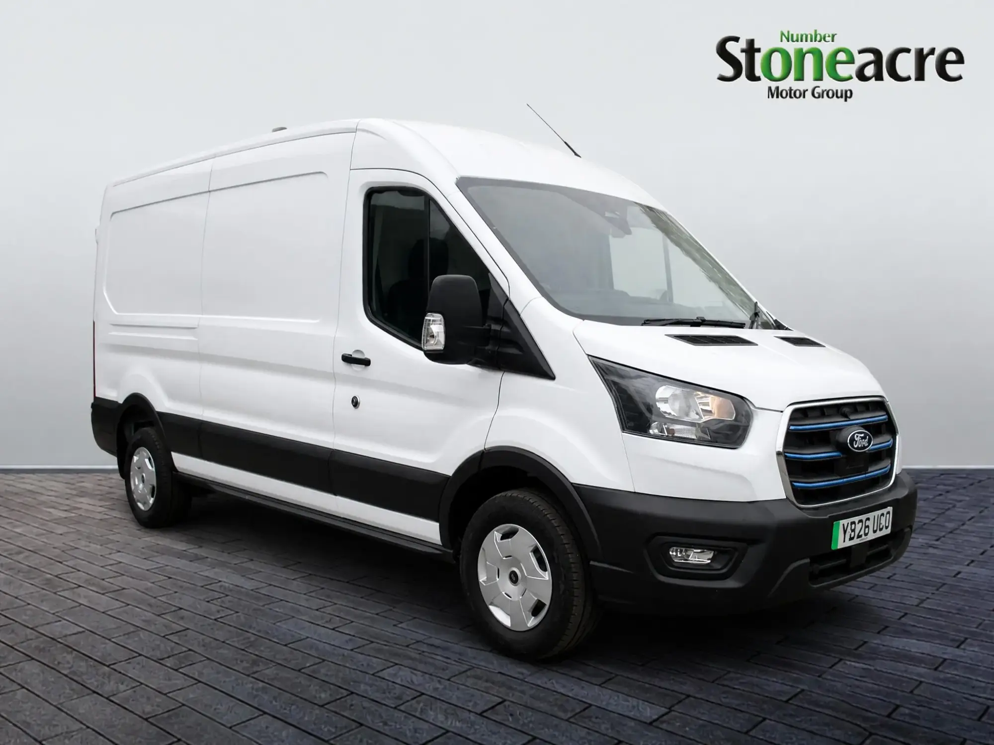 Ford E-Transit 350 68kWh Trend Auto RWD L3 Medium Roof 5dr YB26UCO Image 1