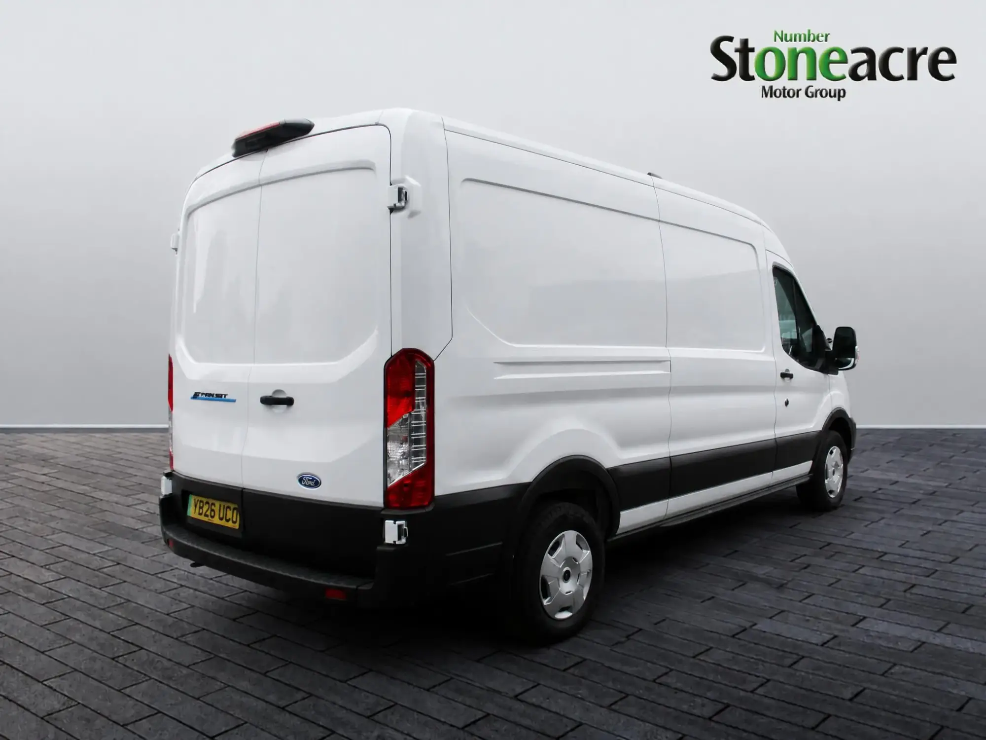 Ford E-Transit 350 68kWh Trend Auto RWD L3 Medium Roof 5dr YB26UCO Image 3