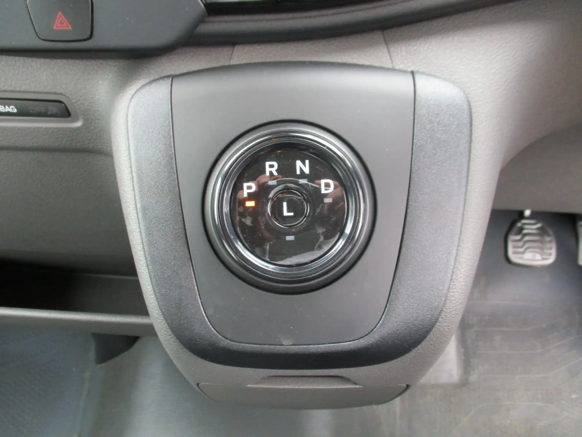 Ford E-Transit Image 17