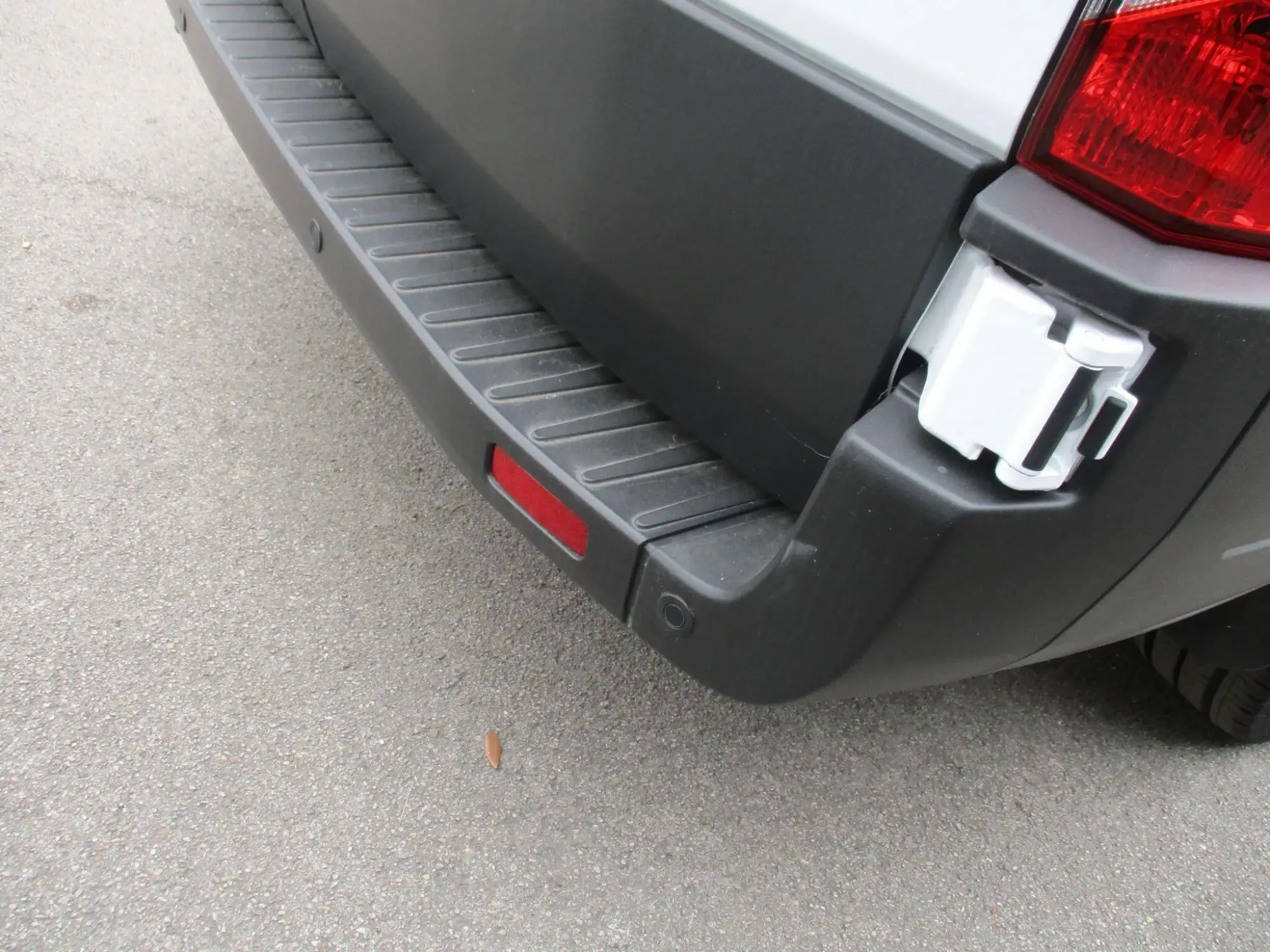 Ford E-Transit Image 11