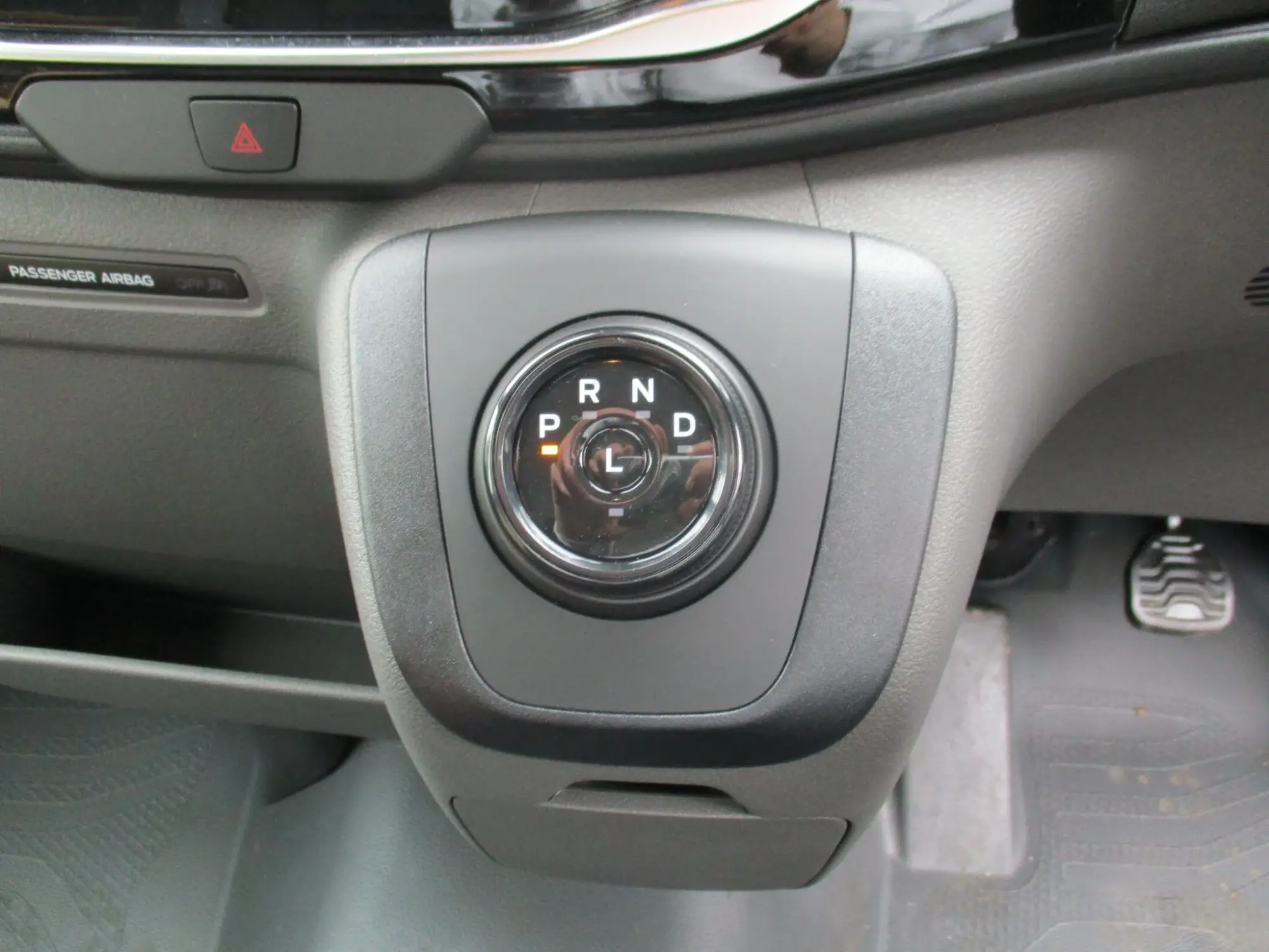 Ford E-Transit Image 23