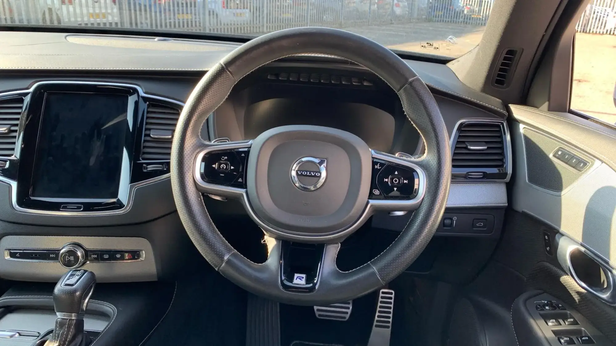 Volvo XC90 Image 10