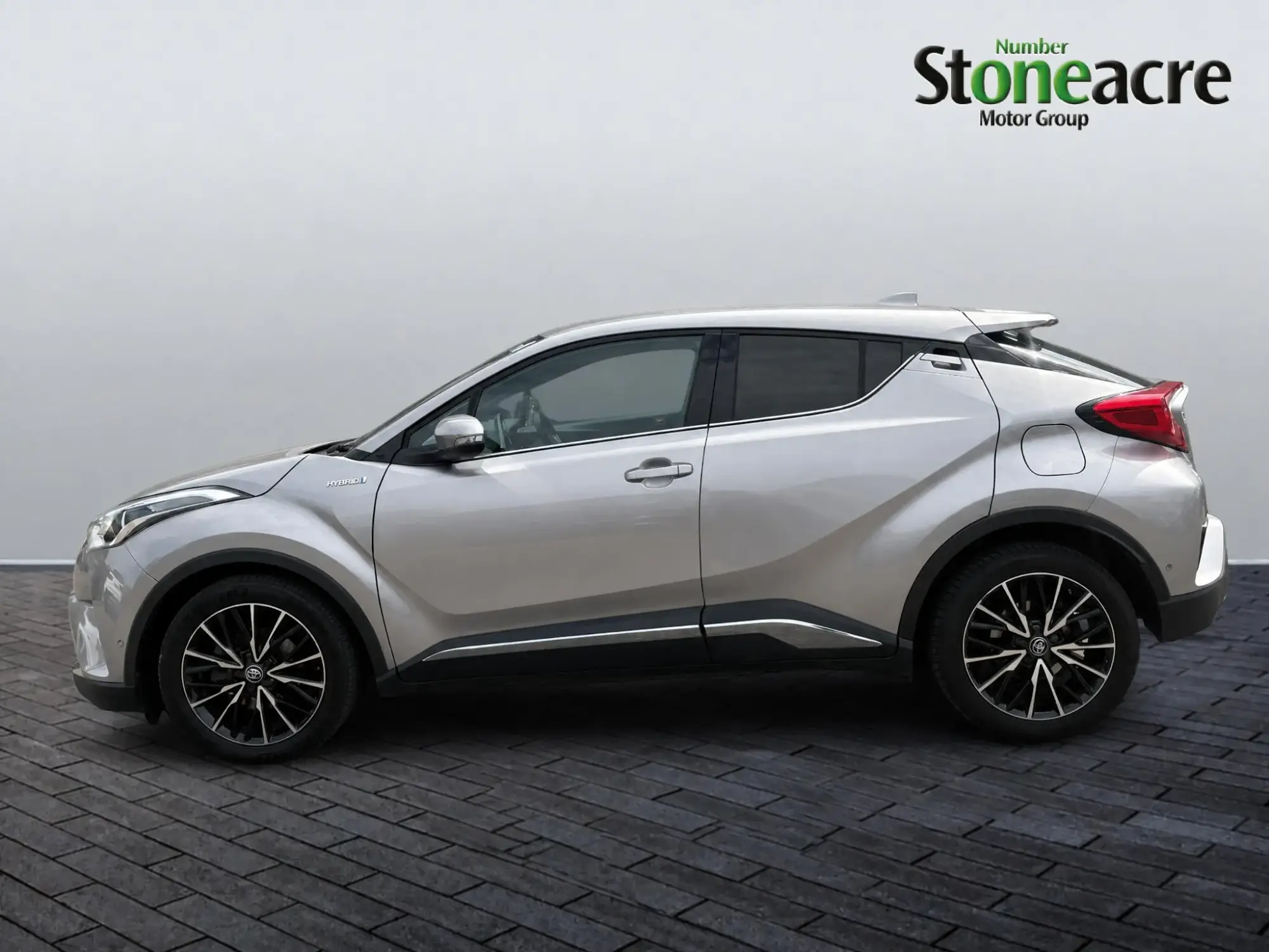 Toyota C-HR Self-Charging Hybrid Image 6 Toyota C-HR Self-Charging Hybrid Image 6
