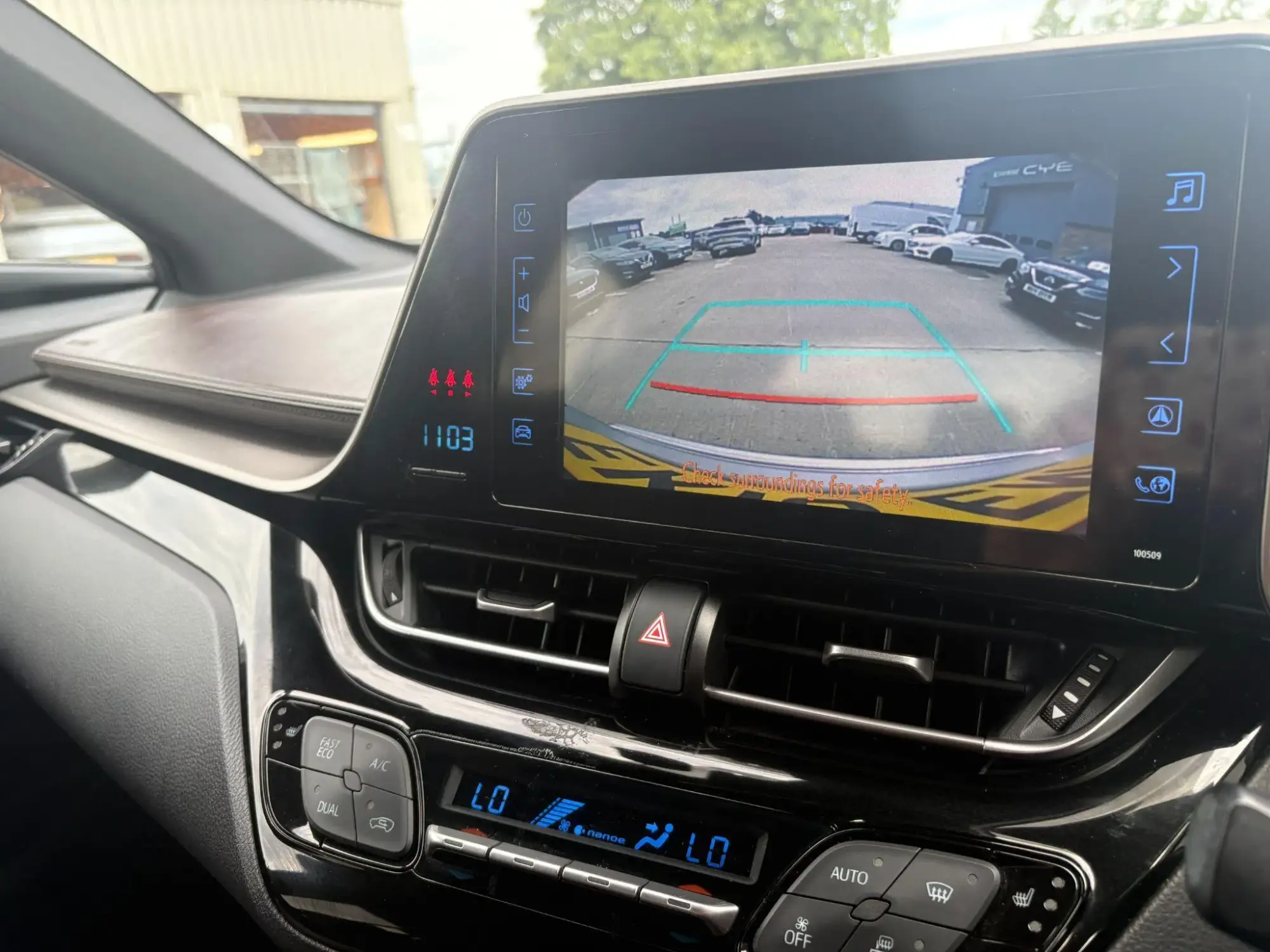 Toyota C-HR Self-Charging Hybrid Image 25 Toyota C-HR Self-Charging Hybrid Image 25