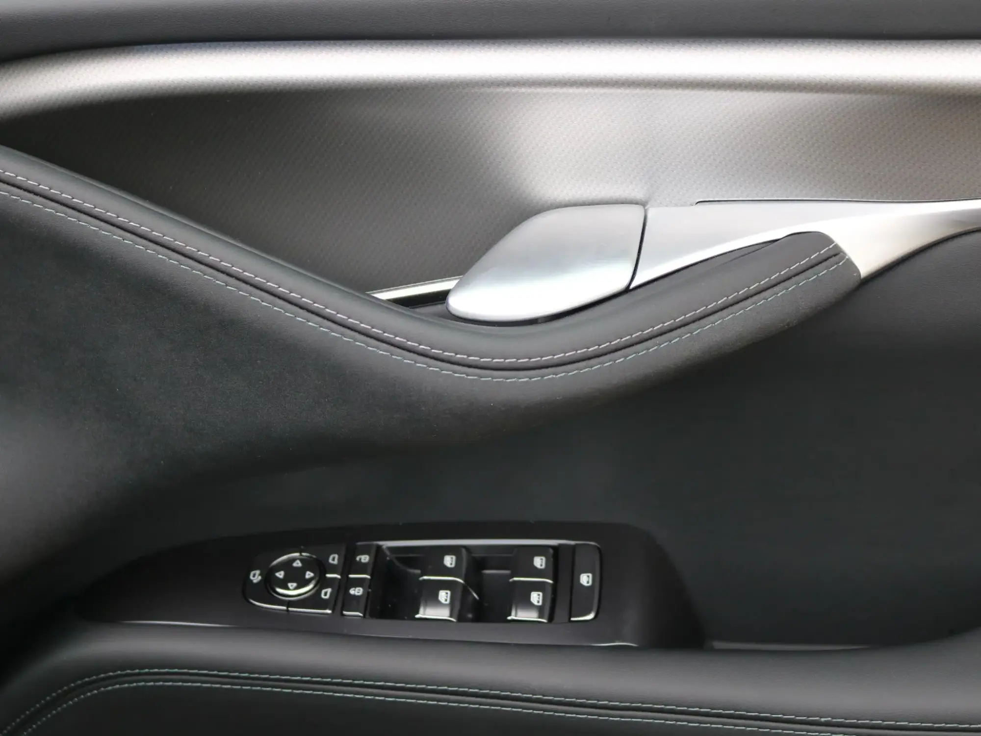 BYD SEALION 7 Image 32