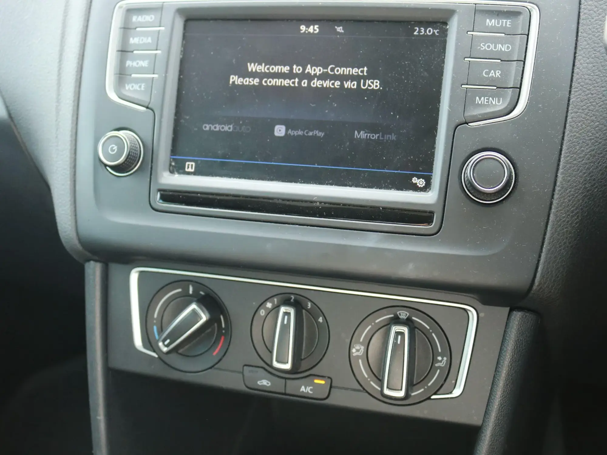 Volkswagen Polo Image 16