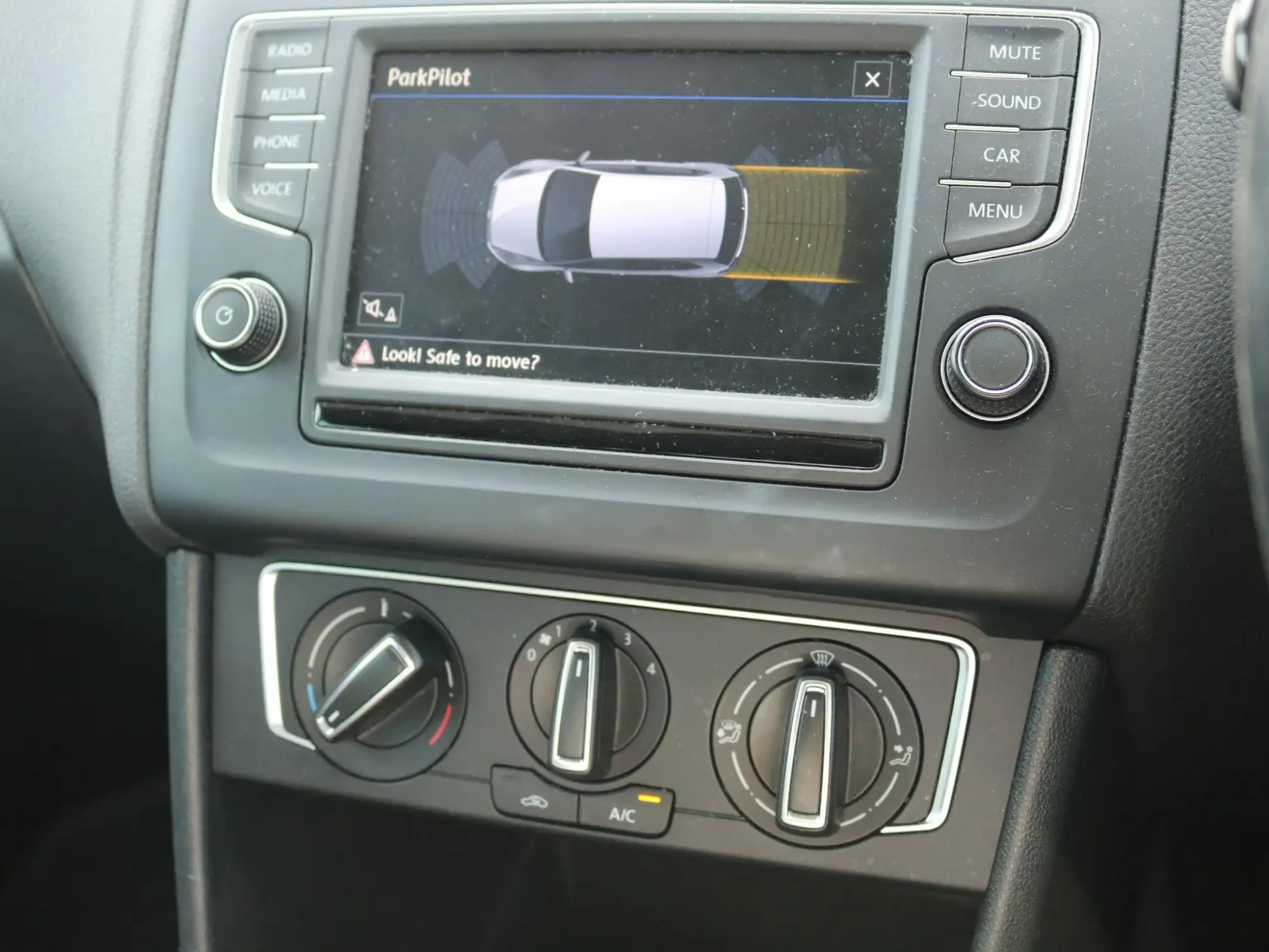 Volkswagen Polo Image 17