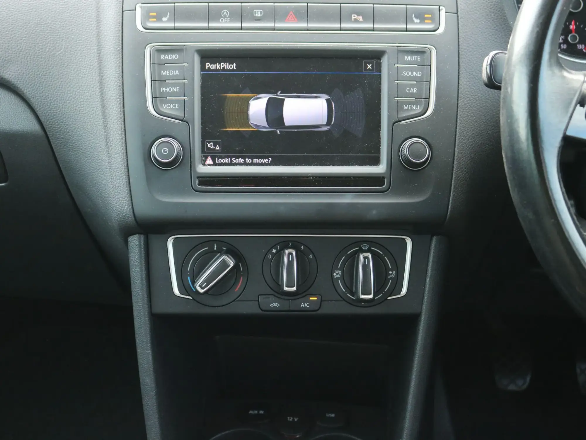 Volkswagen Polo Image 21