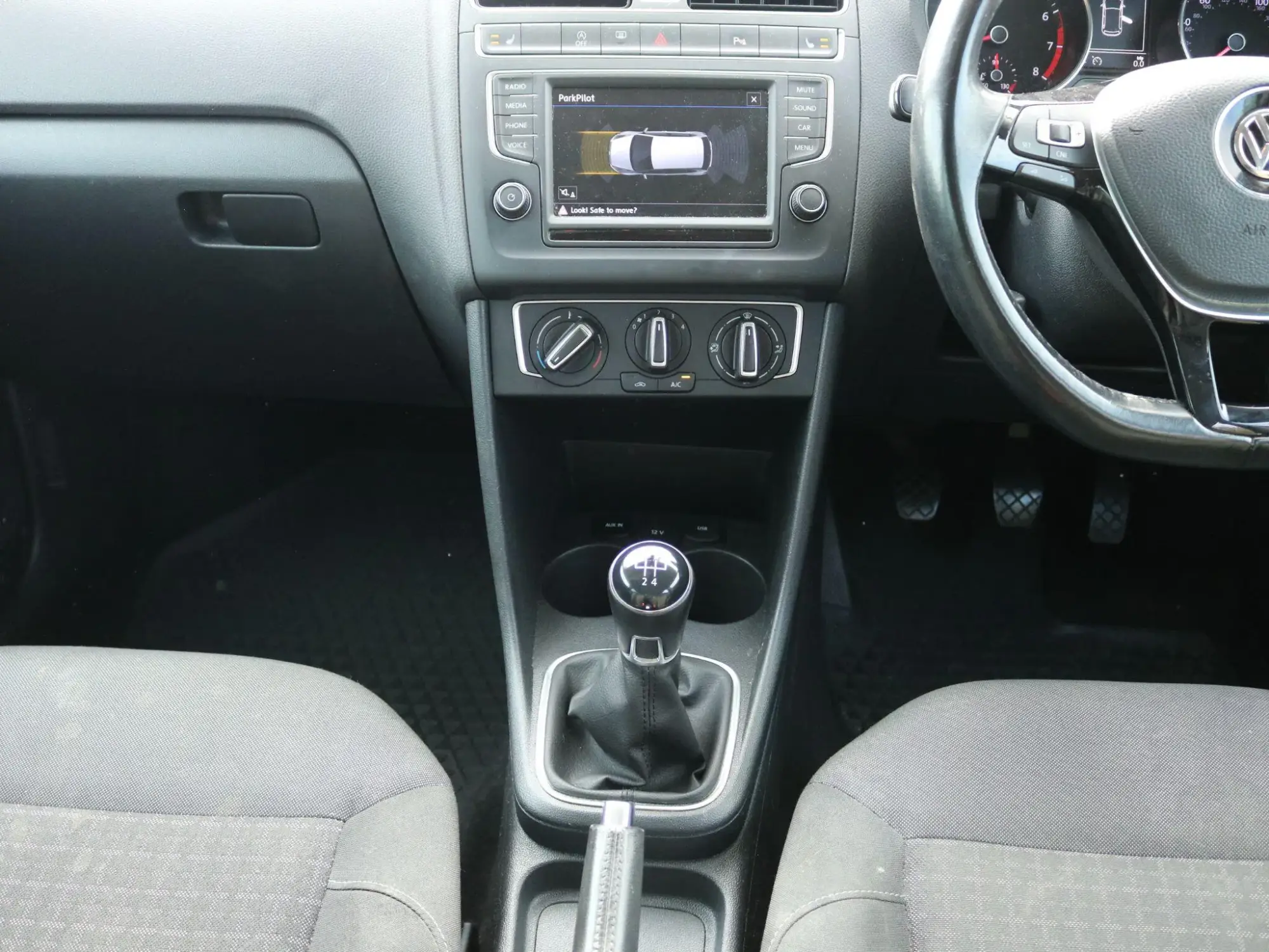 Volkswagen Polo Image 22