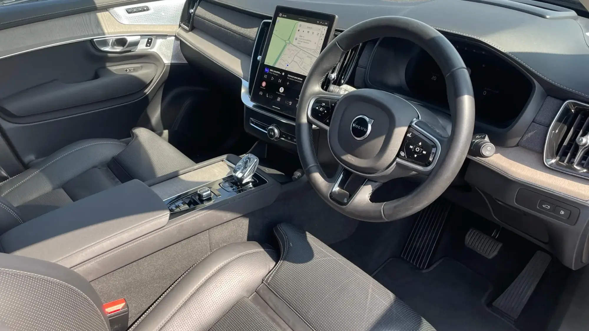 Volvo XC90 Plug-In Hybrid Image 4 Volvo XC90 Plug-In Hybrid Image 4