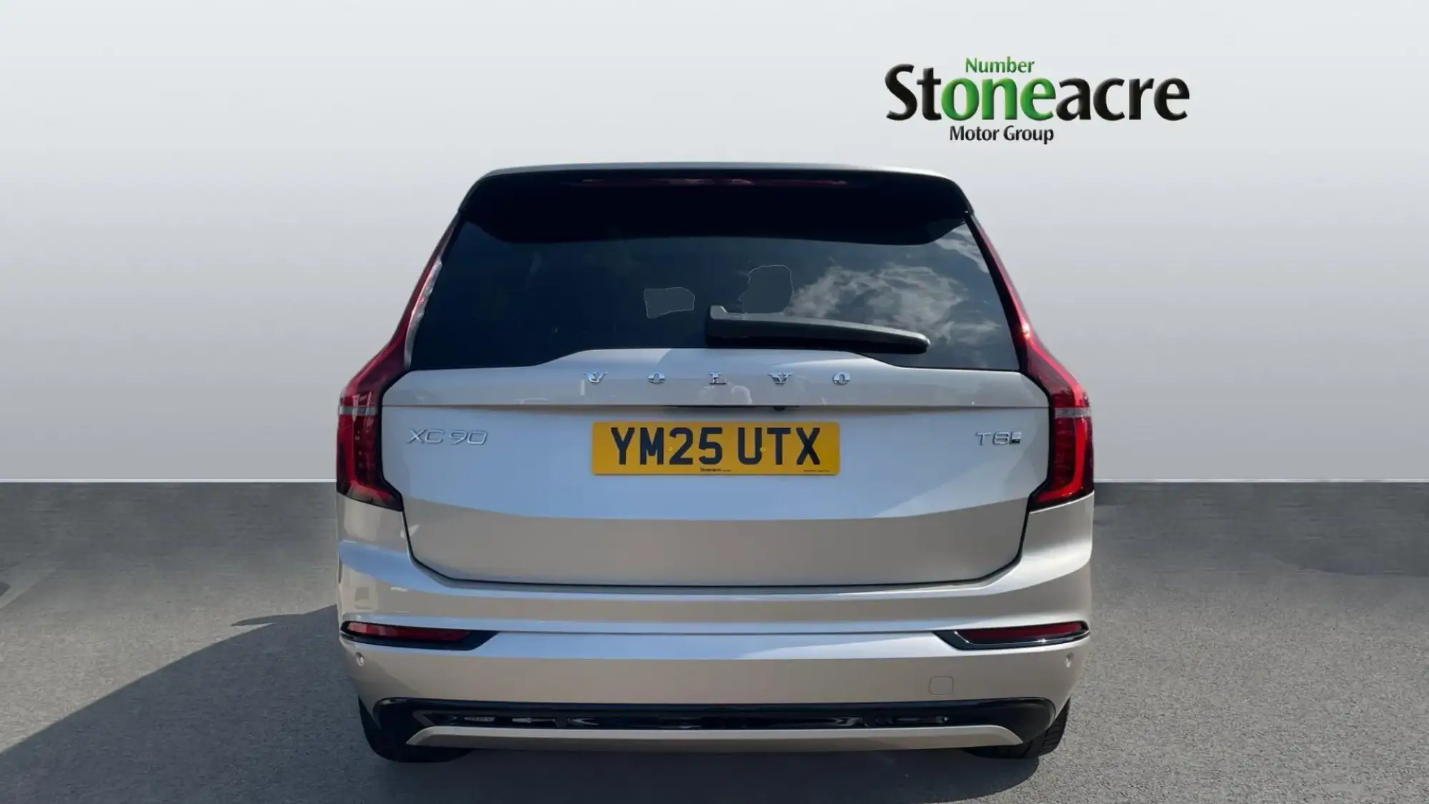 Volvo XC90 Plug-In Hybrid Image 7 Volvo XC90 Plug-In Hybrid Image 7