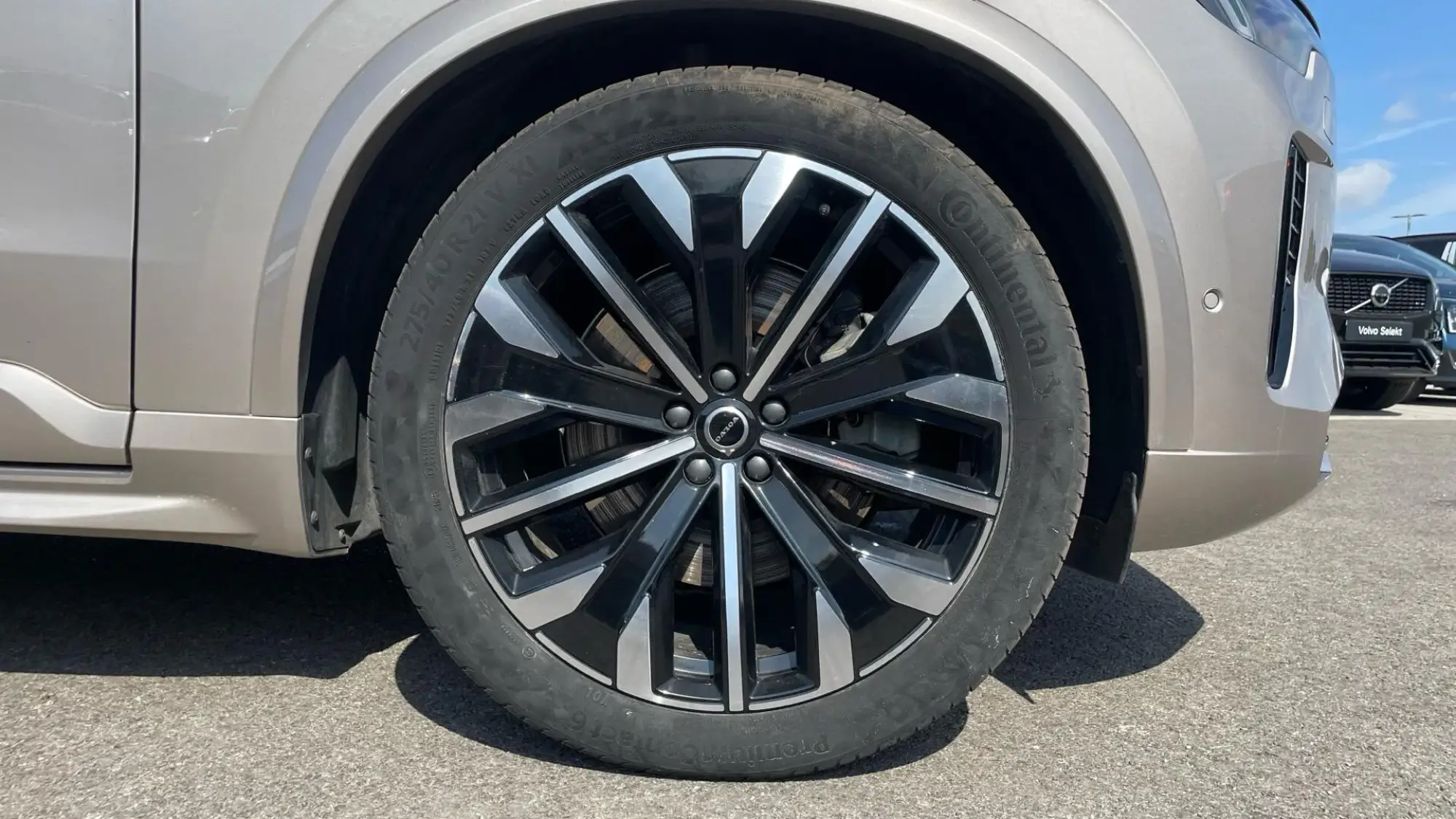 Volvo XC90 Plug-In Hybrid Image 9 Volvo XC90 Plug-In Hybrid Image 9