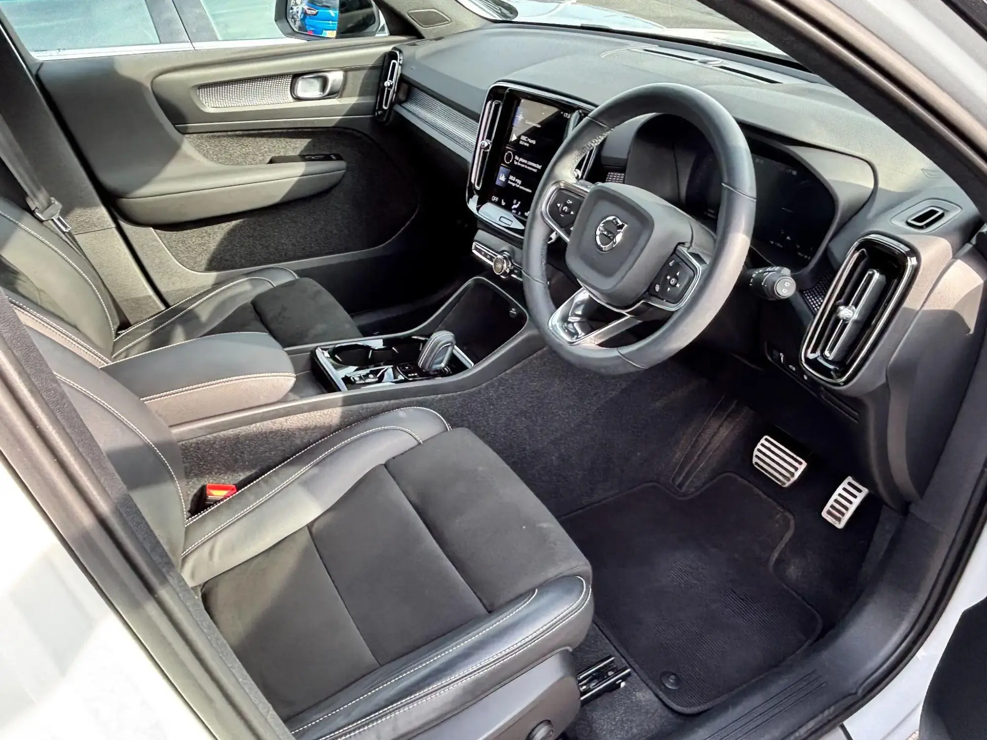 Volvo XC40 Recharge Image 10 Volvo XC40 Recharge Image 10
