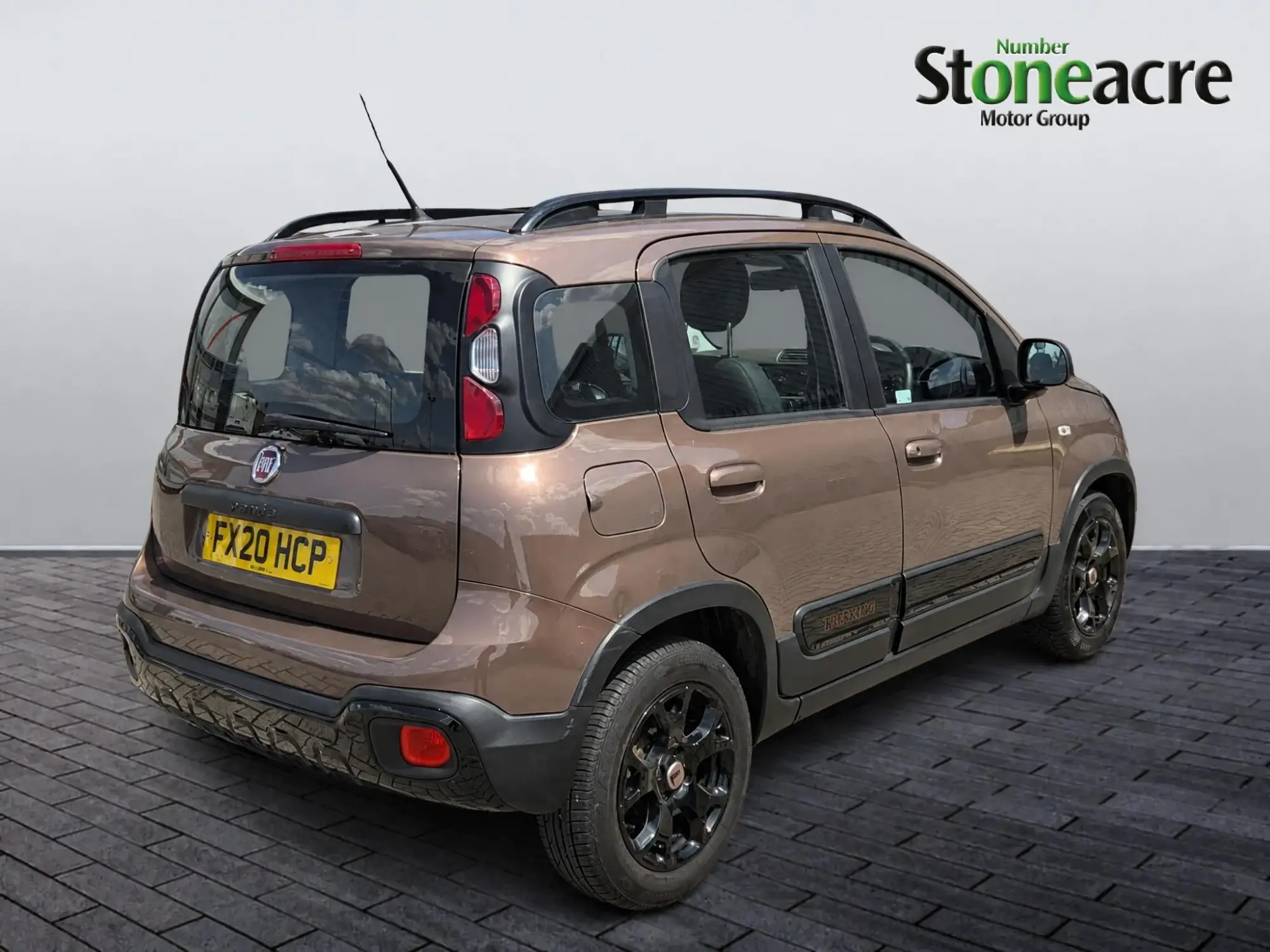 Fiat Panda 1.2 Trussardi Euro 6 (s/s) 5dr FX20HCP Image 3 Fiat Panda 1.2 Trussardi Euro 6 (s/s) 5dr FX20HCP Image 3