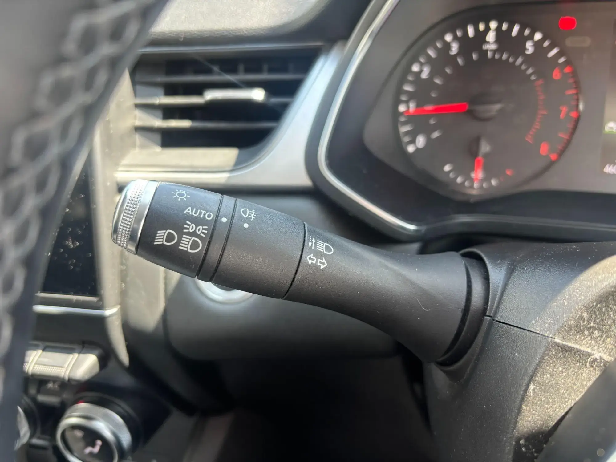 Renault Captur Image 18 Renault Captur Image 18