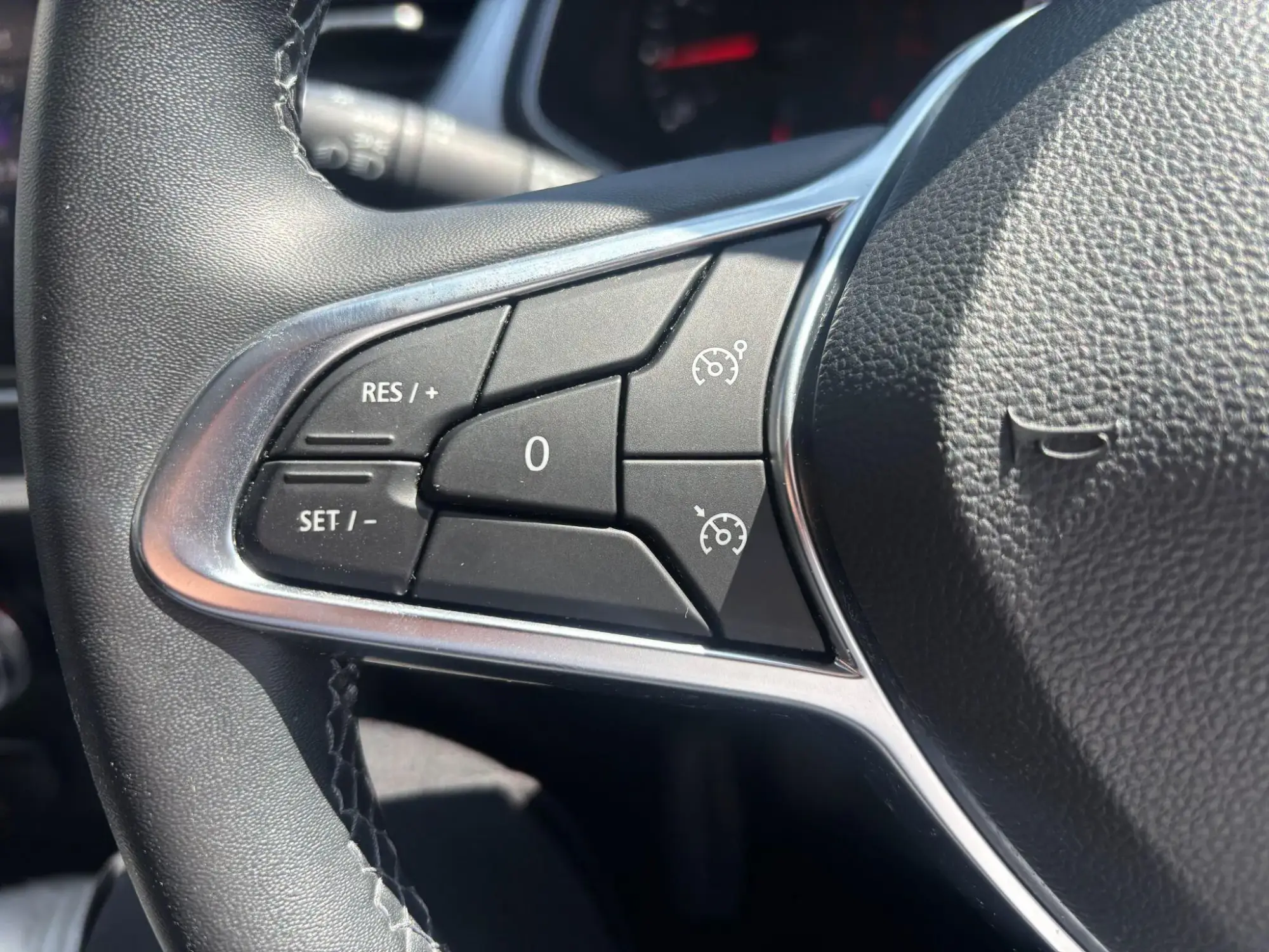 Renault Captur Image 25 Renault Captur Image 25