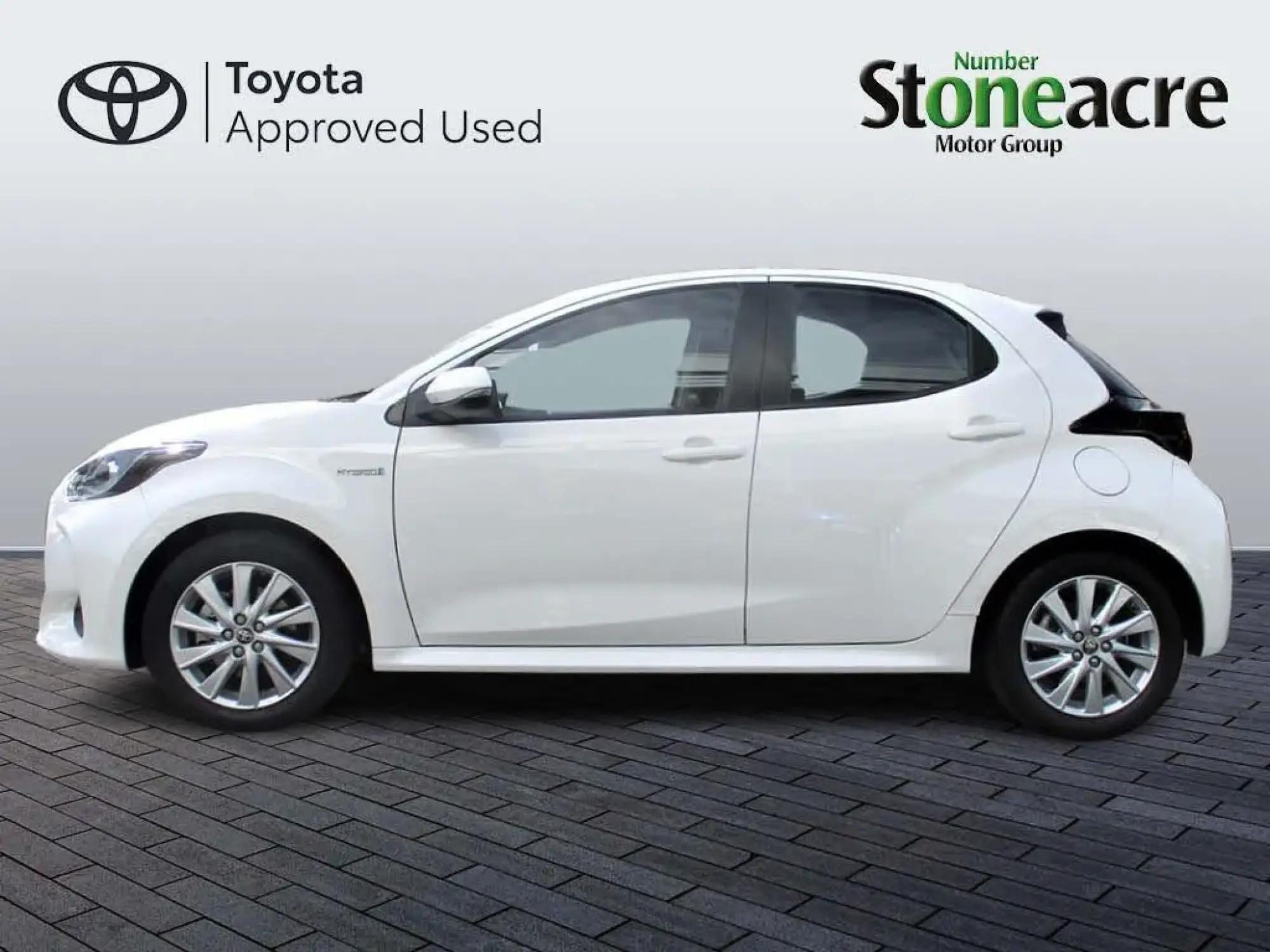 Toyota Yaris Image 6