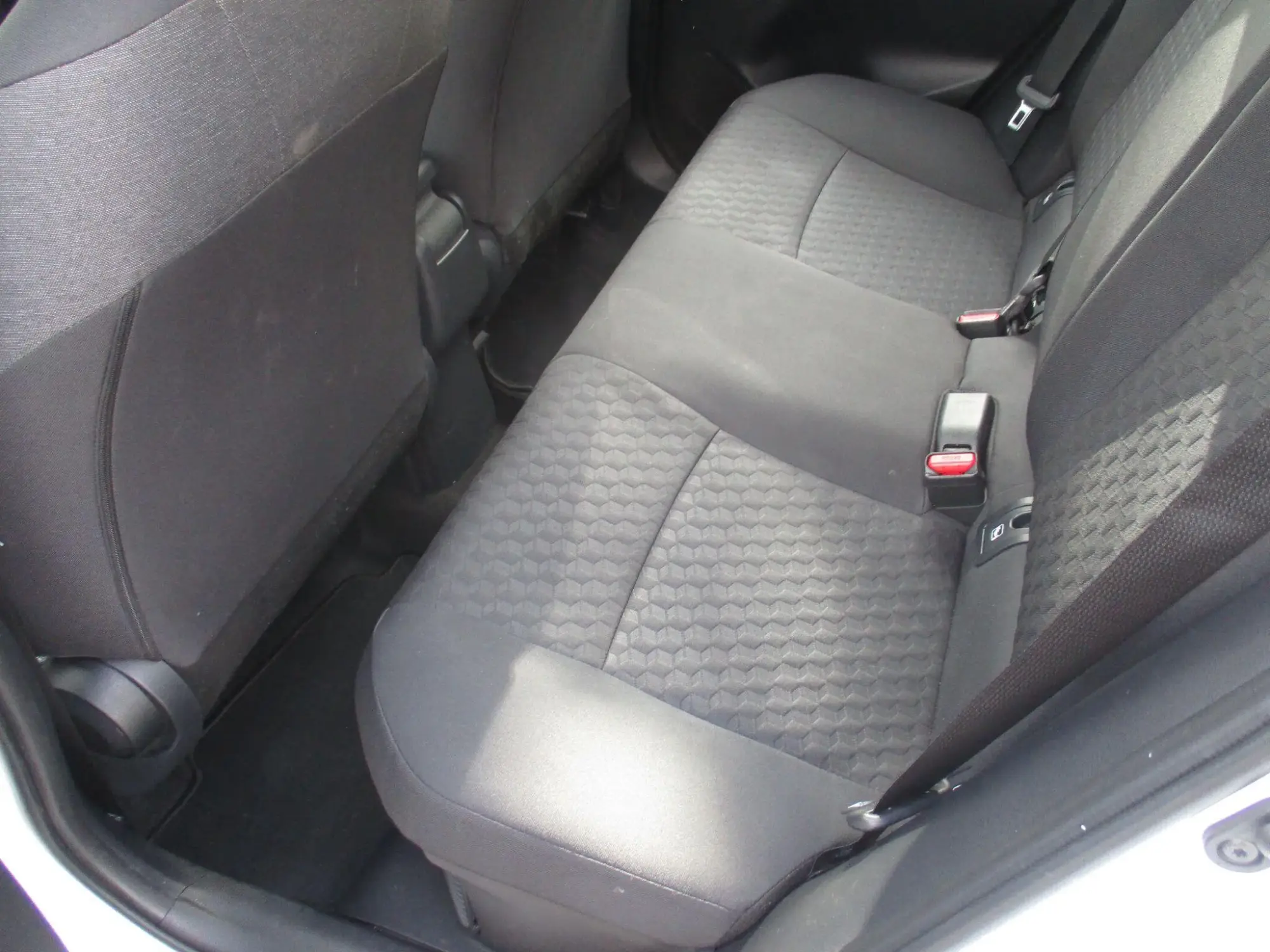 Toyota Yaris Image 13