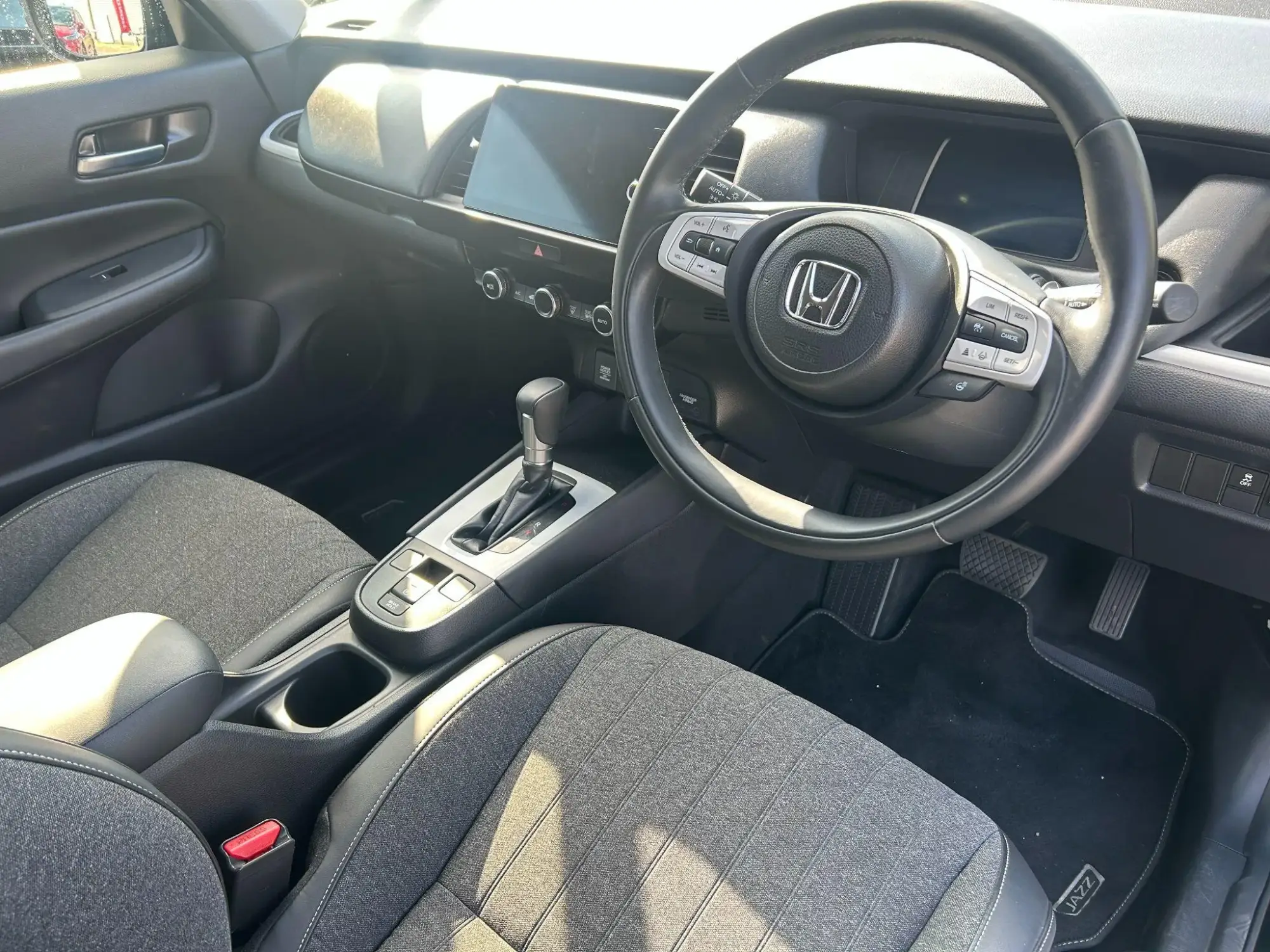 Honda Jazz Hybrid Image 10 Honda Jazz Hybrid Image 10