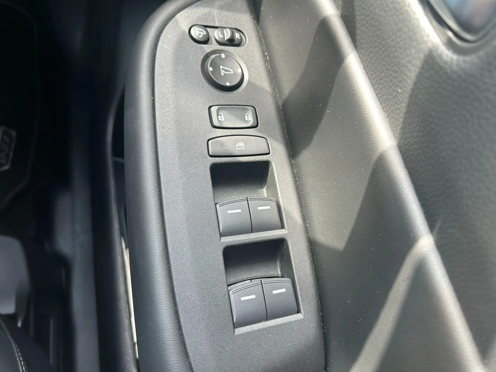 Honda Jazz Hybrid Image 21 Honda Jazz Hybrid Image 21