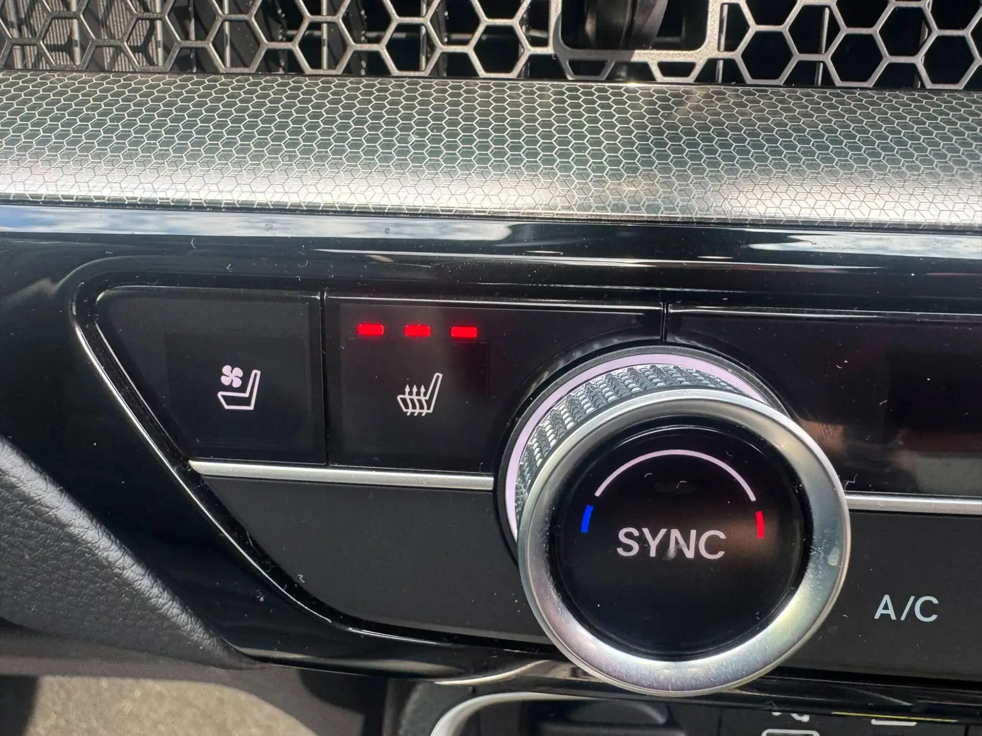 Honda CR-V Plug-in Hybrid Image 19 Honda CR-V Plug-in Hybrid Image 19