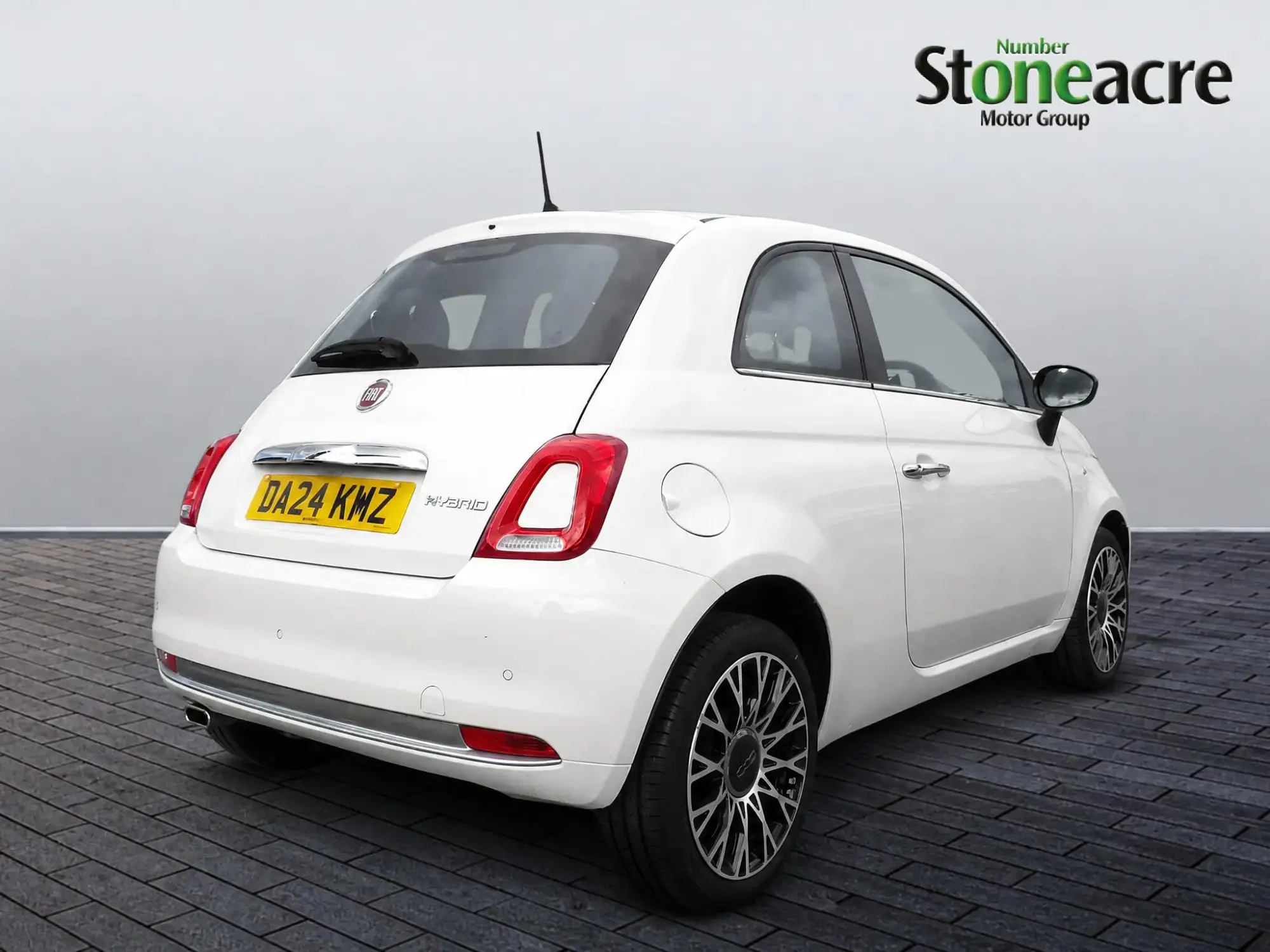 Fiat 500 1.0 MHEV Top Euro 6 (s/s) 3dr DA24KMZ Image 3