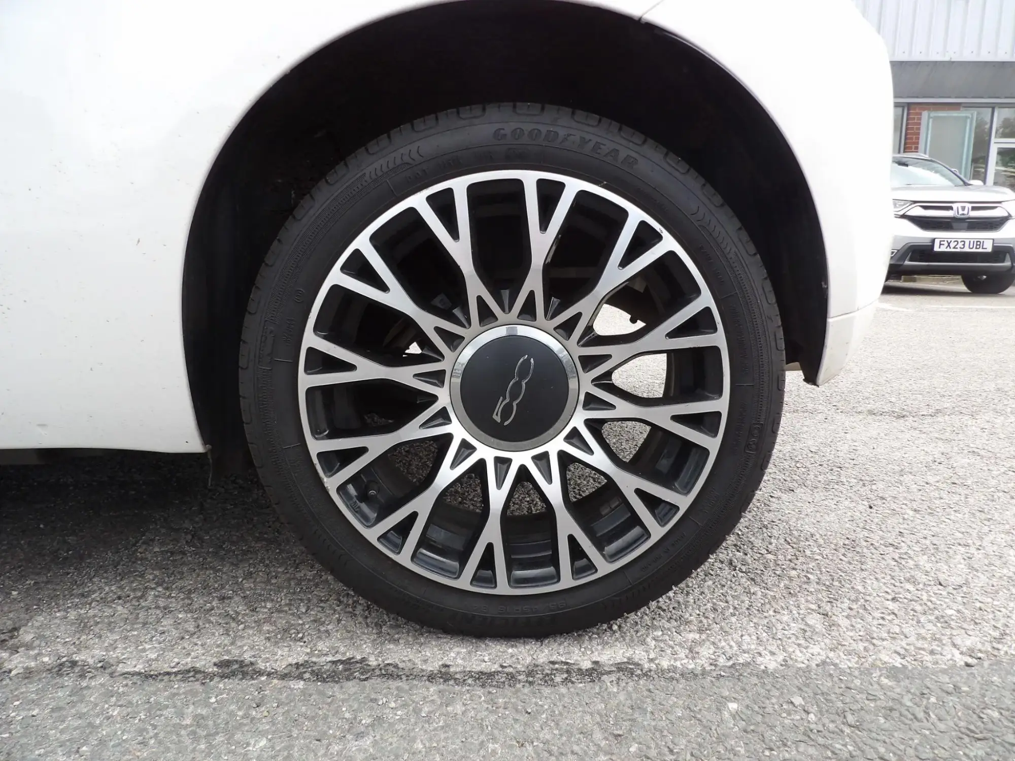 Fiat 500 Image 9
