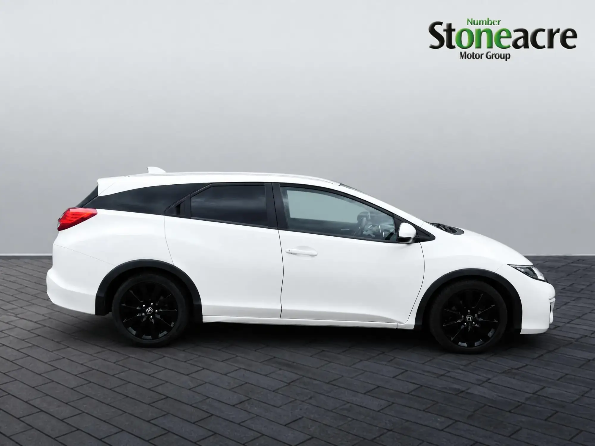 Honda Civic 1.6 i-DTEC SR Tourer Euro 5 (s/s) 5dr YW65CCK Image 2