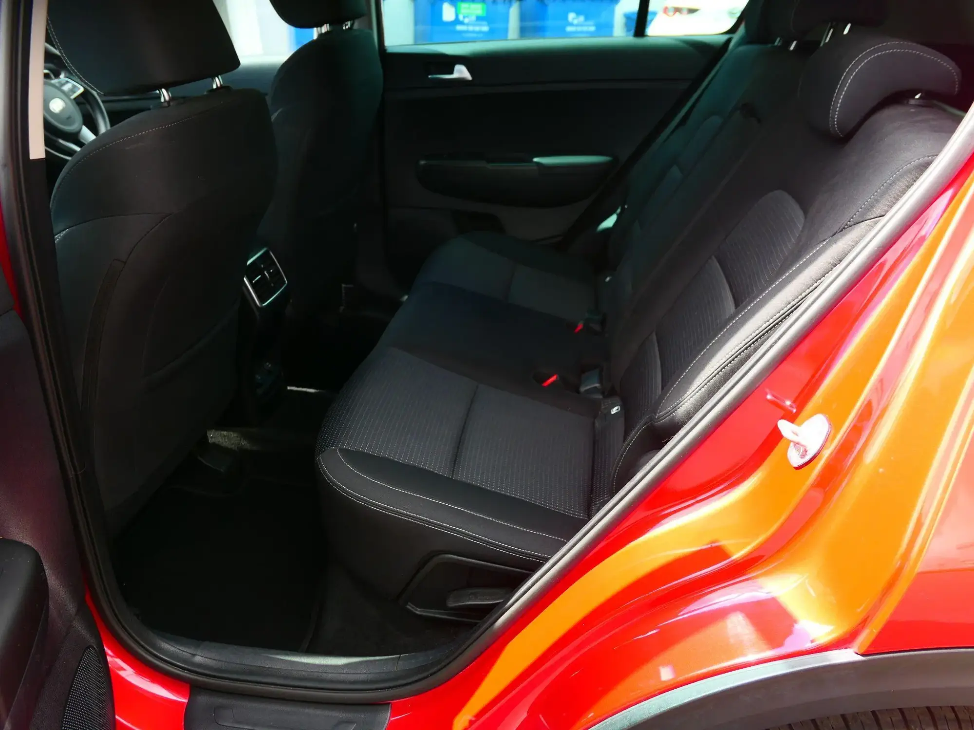 Kia Sportage Image 14 Kia Sportage Image 14
