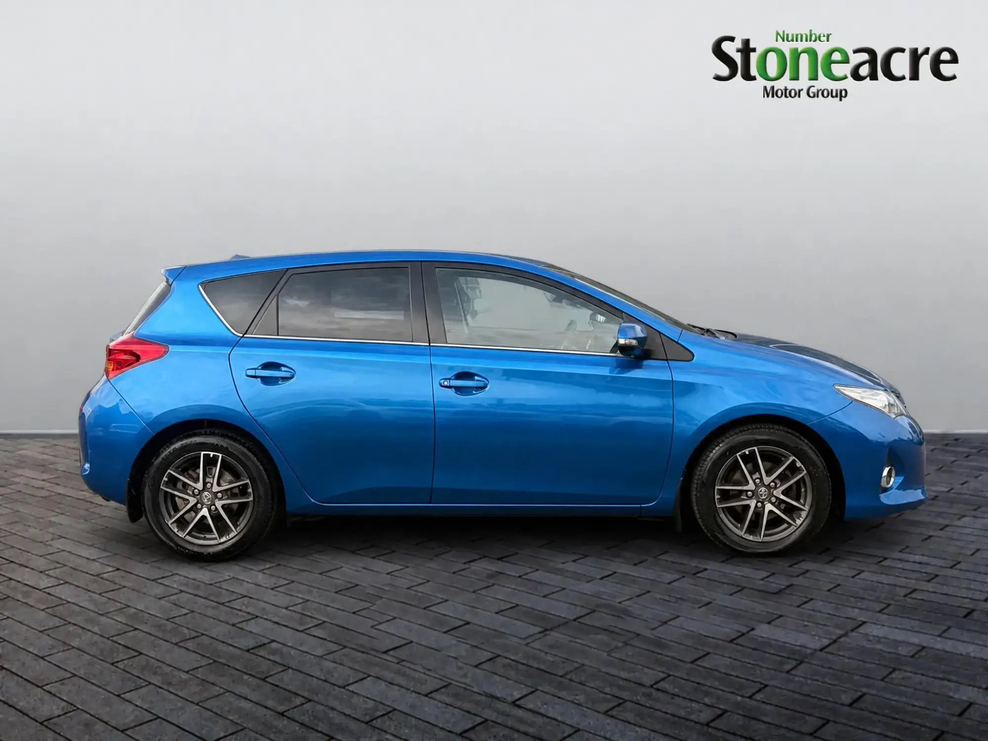 Toyota Auris Image 7