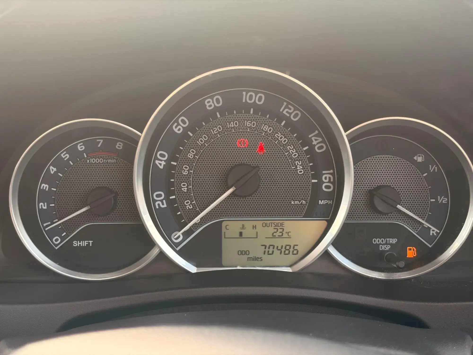Toyota Auris Image 16