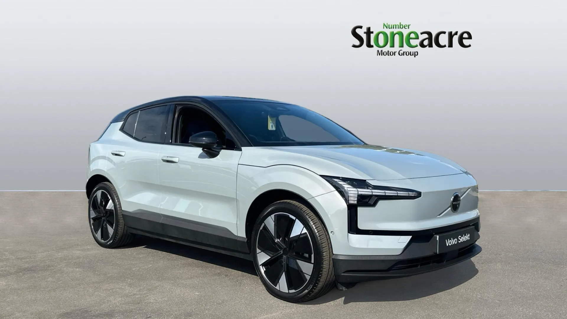 Volvo EX30 undefined Single Motor Extended Range 69kWh Ultra Auto 5dr