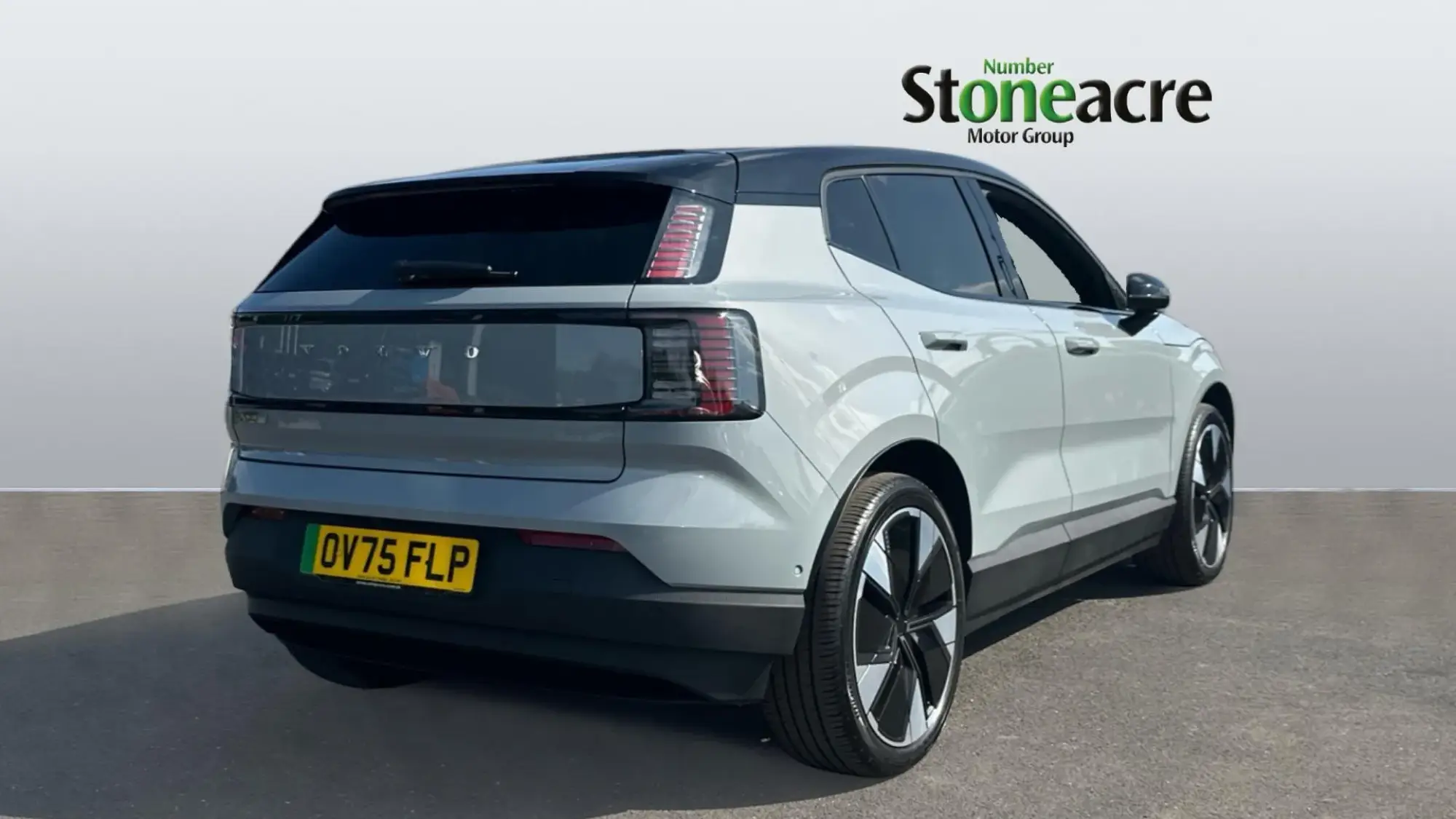 Volvo EX30 Single Motor Extended Range 69kWh Ultra Auto 5dr OV75FLP Image 2