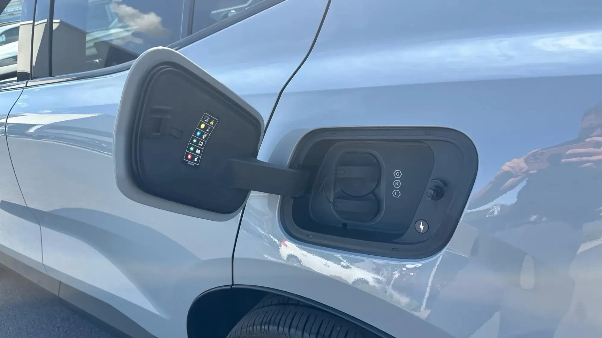 Volvo EX30 Image 16