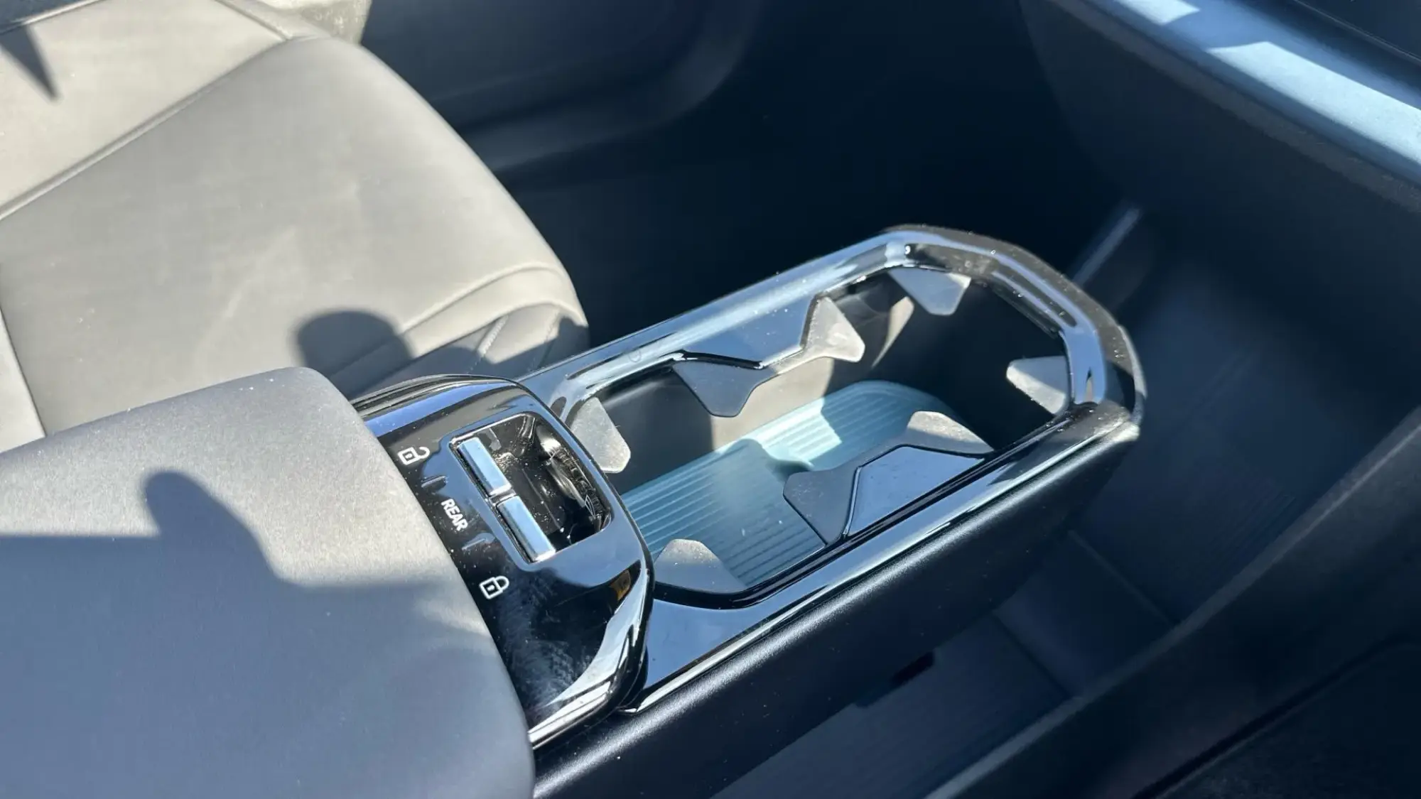 Volvo EX30 Image 27
