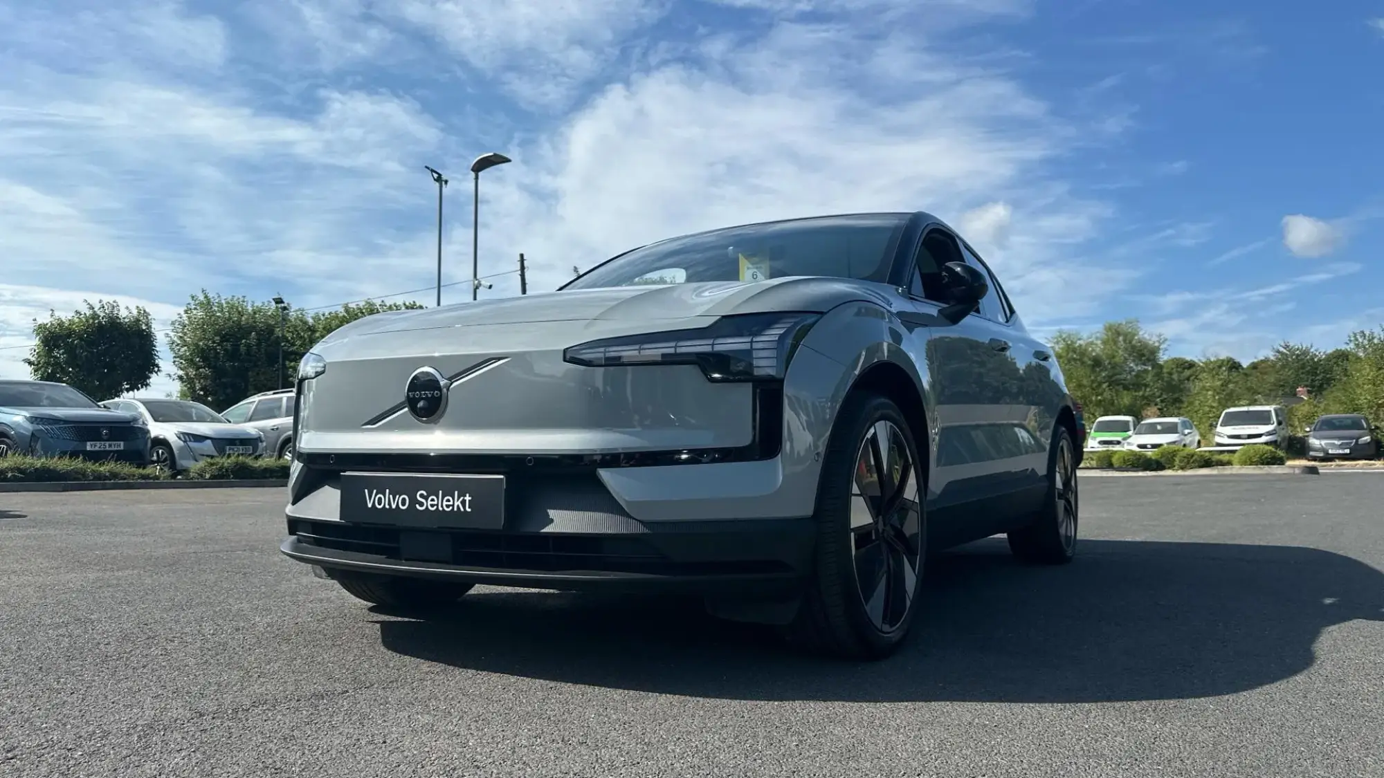 Volvo EX30 Image 38