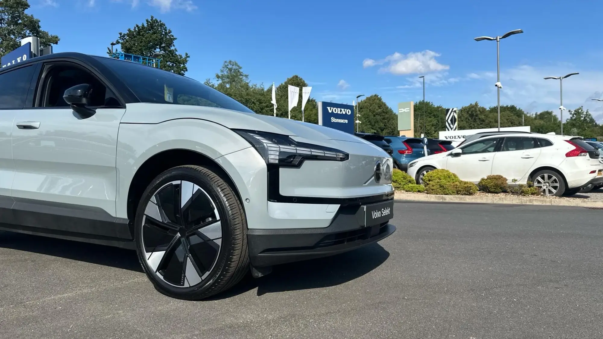 Volvo EX30 Image 39