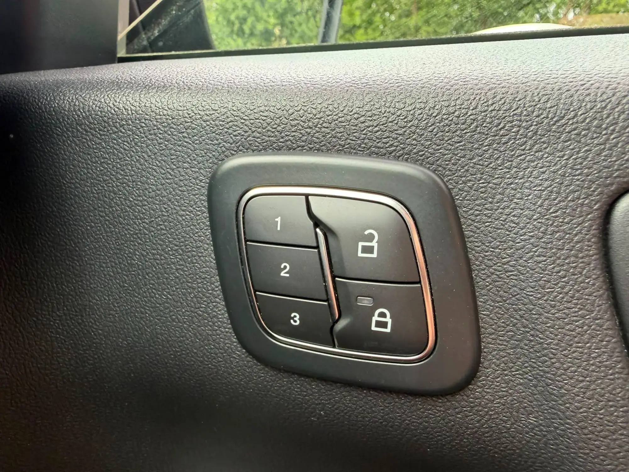 Ford Kuga Hybrid Image 17