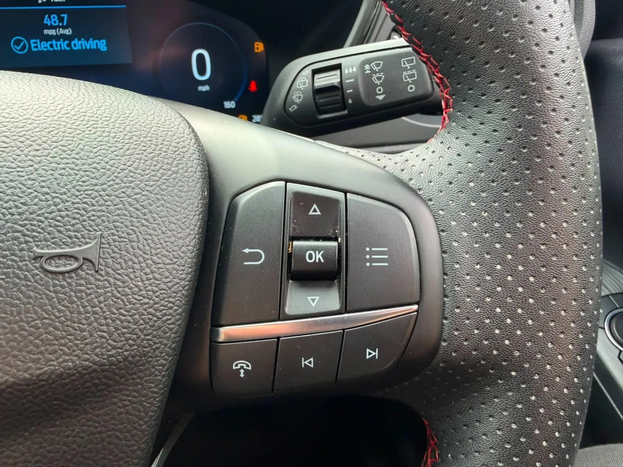Ford Kuga Hybrid Image 24