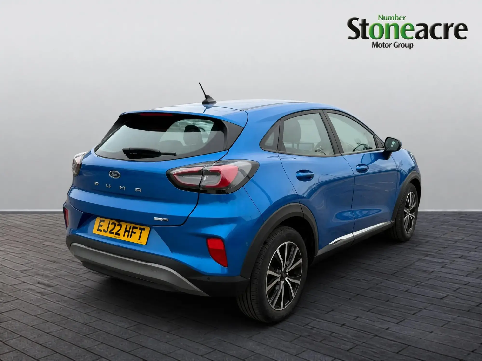 Ford Puma 1.0 EcoBoost Hybrid mHEV Titanium 5dr DCT EJ22HFT Image 3