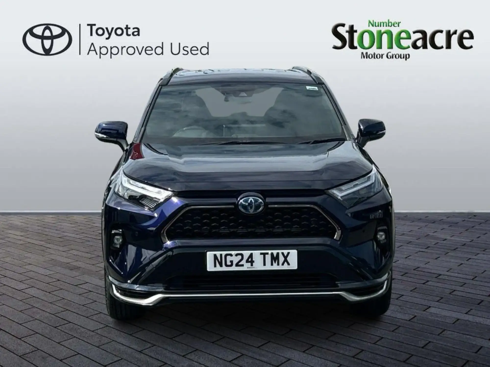 Toyota RAV4 Plug-in Hybrid Image 7