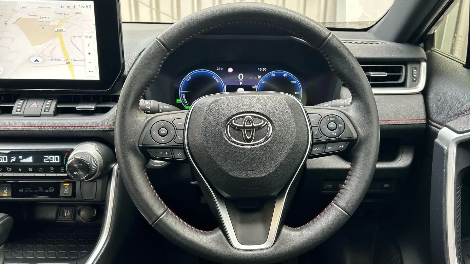 Toyota RAV4 Plug-in Hybrid Image 10