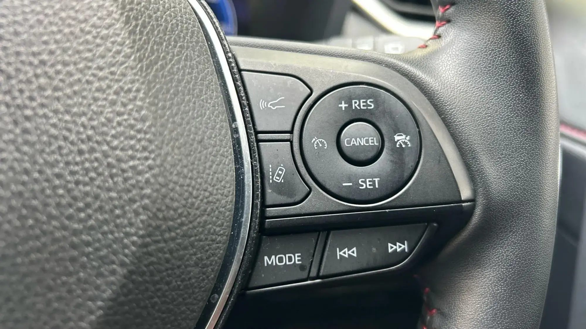 Toyota RAV4 Plug-in Hybrid Image 31