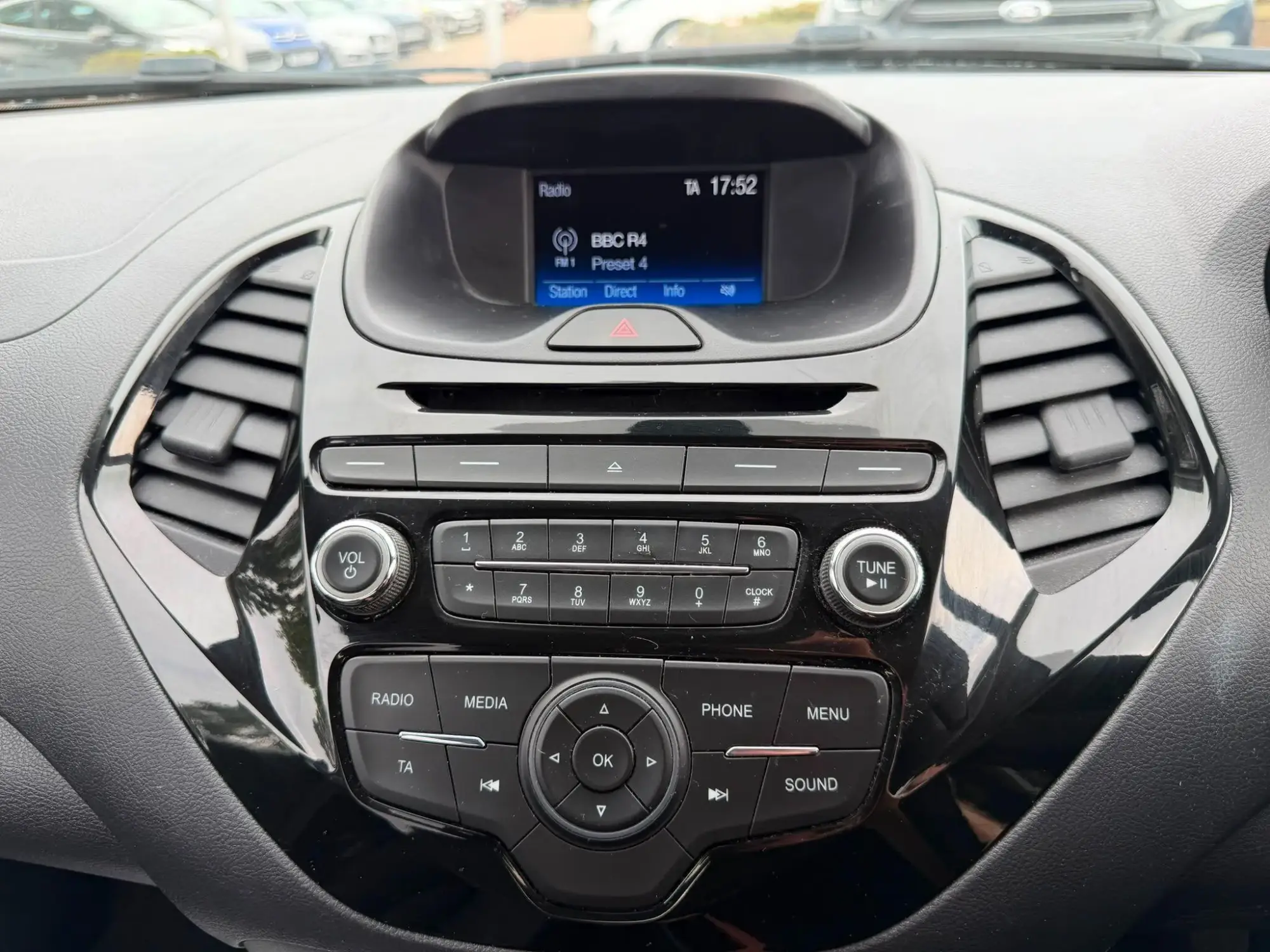 Ford Ka+ Image 15